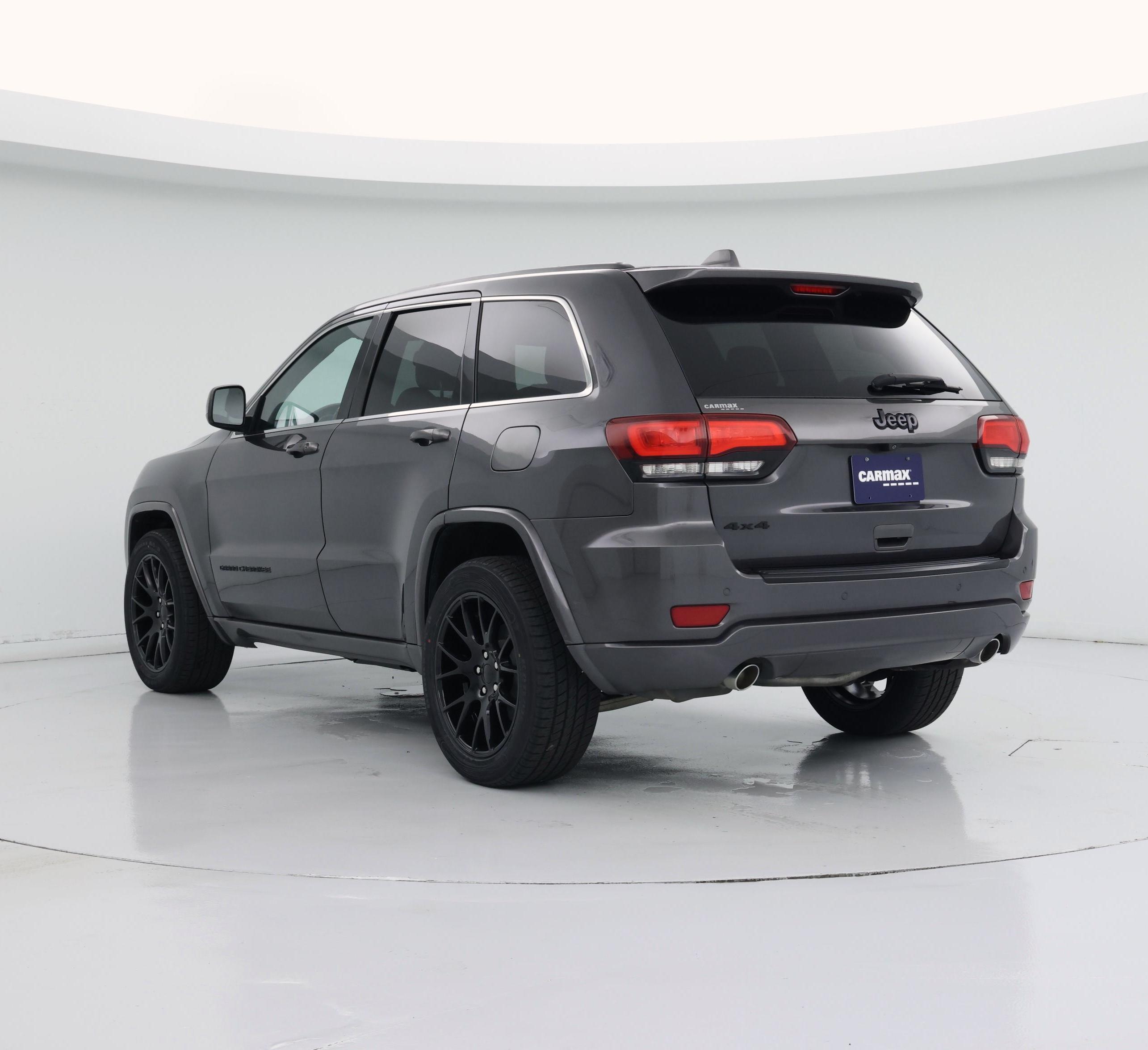 Thumbnail: 2015 Jeep Grand Cherokee - 2
