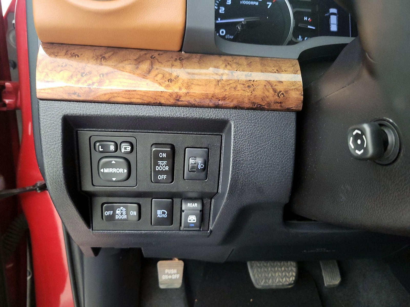 2018 Toyota Tundra Platinum - Photo 12
