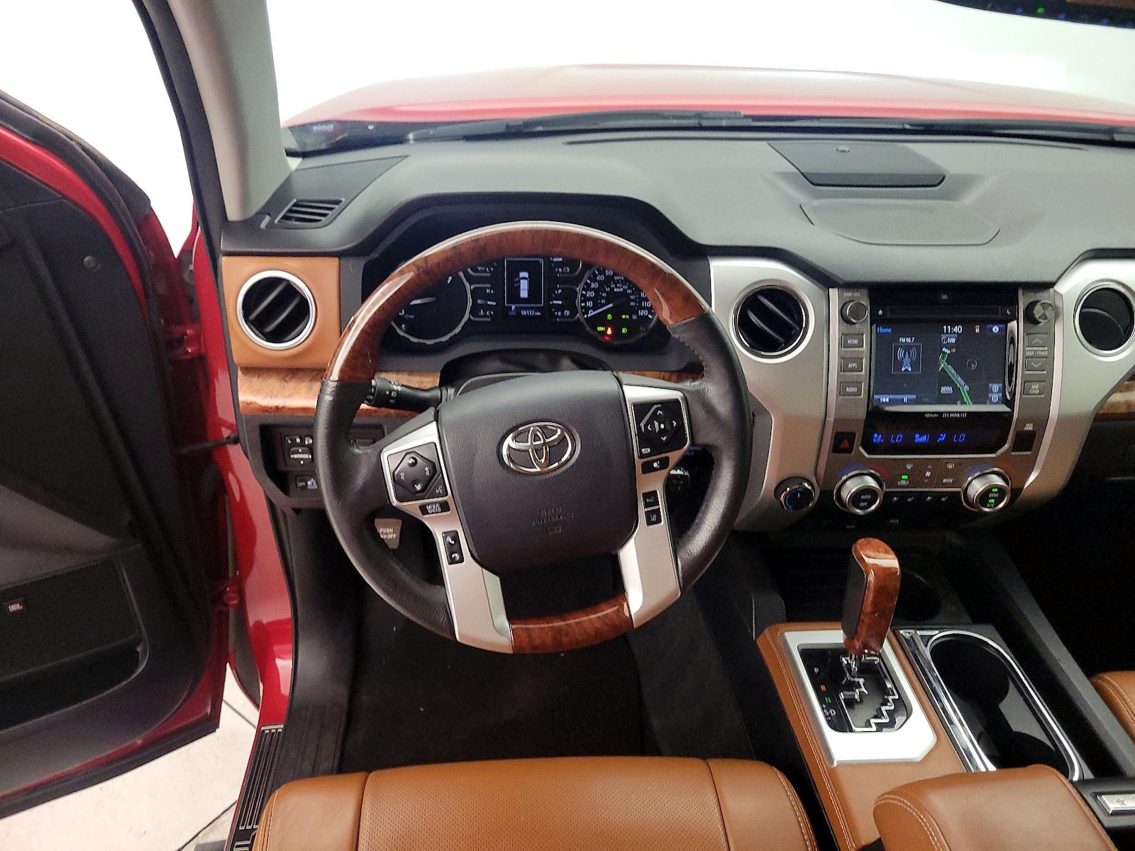 2018 Toyota Tundra Platinum - Photo 9