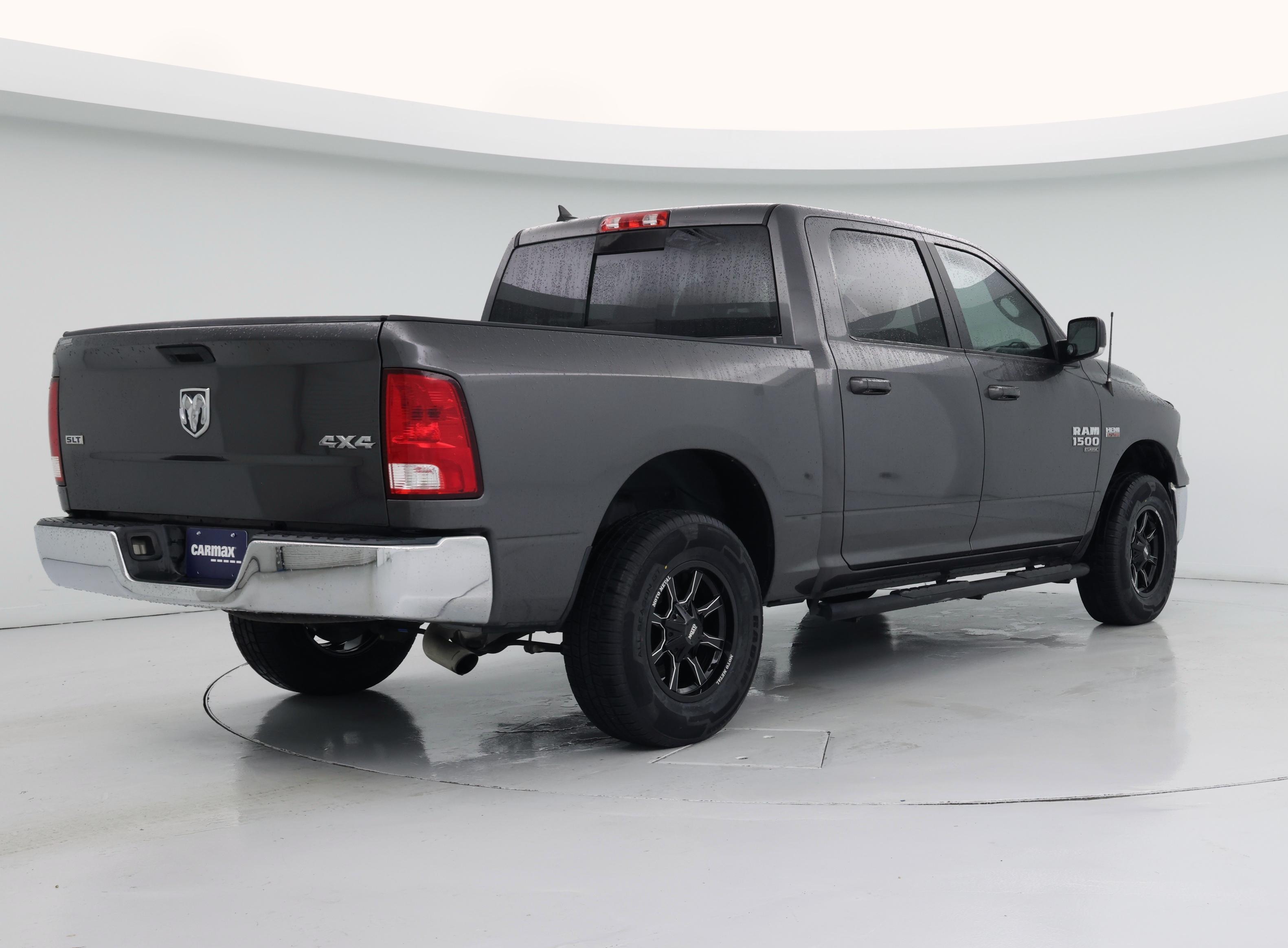 Thumbnail: 2019 RAM 1500 Classic - 8