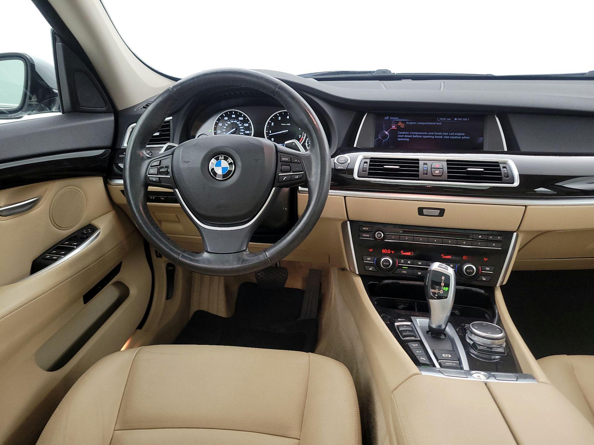 Thumbnail: 2017 BMW 5 Series - 10