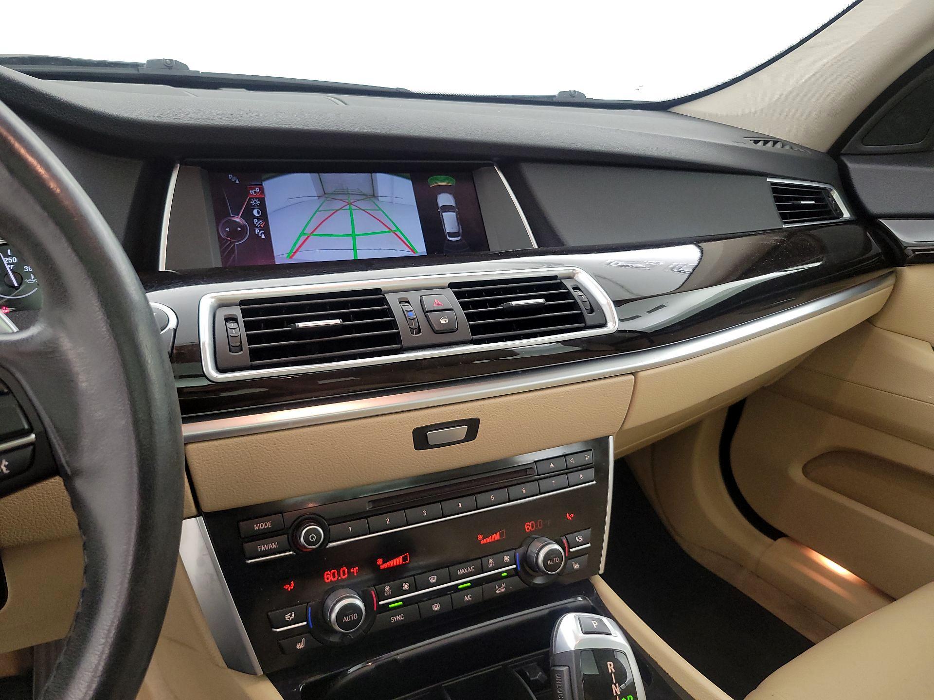 Thumbnail: 2017 BMW 5 Series - 15