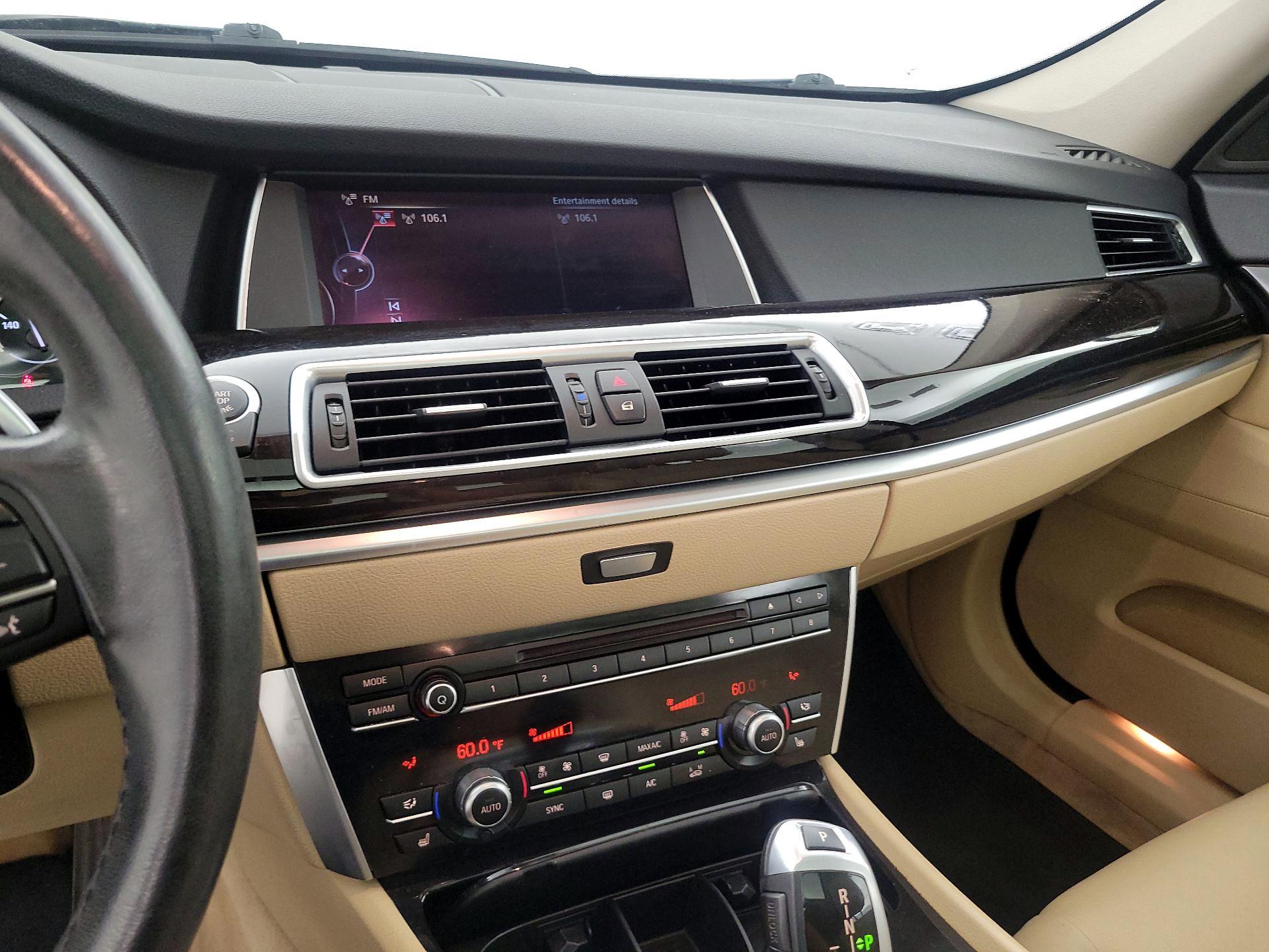 Thumbnail: 2017 BMW 5 Series - 16