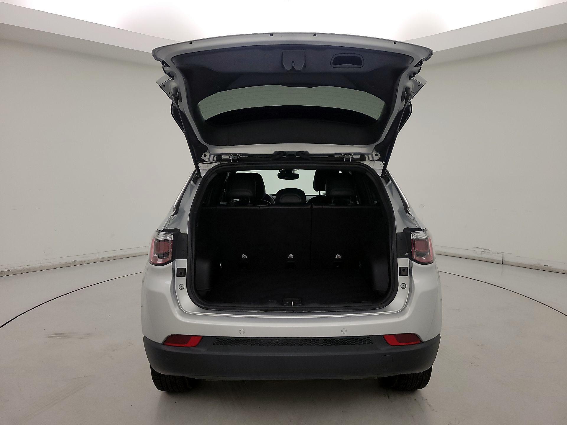 Thumbnail: 2025 Jeep Compass - 20