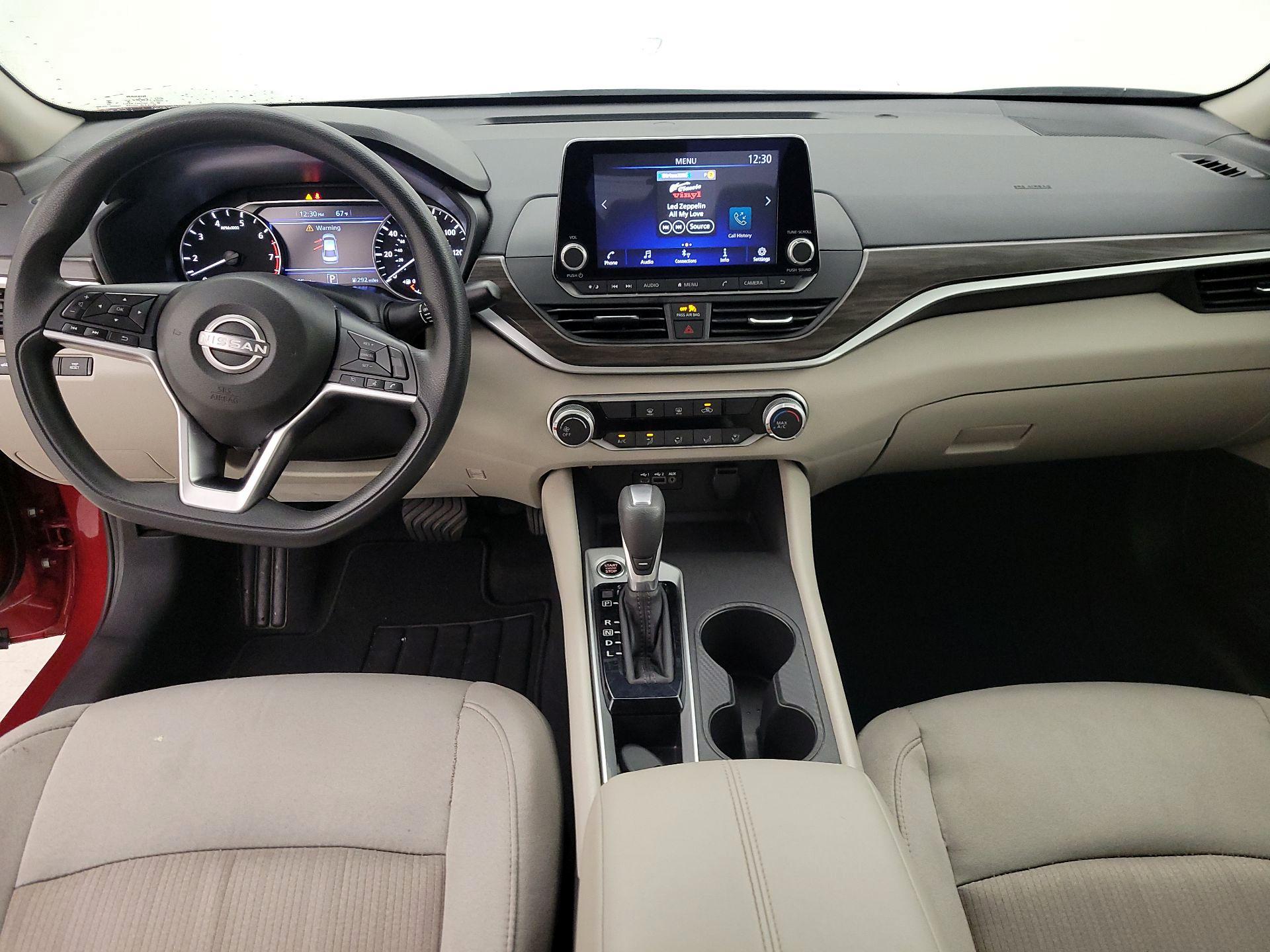 Thumbnail: 2025 Nissan Altima - 9