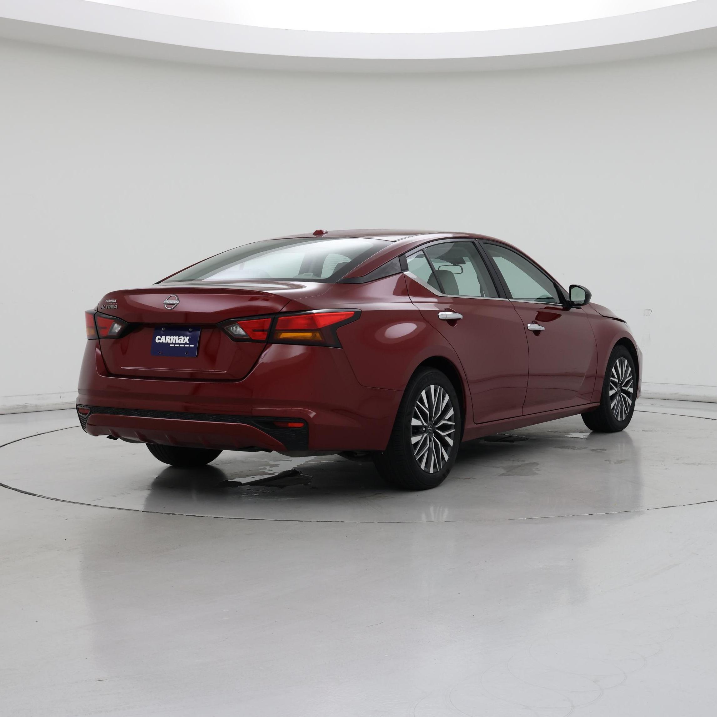 Thumbnail: 2025 Nissan Altima - 8