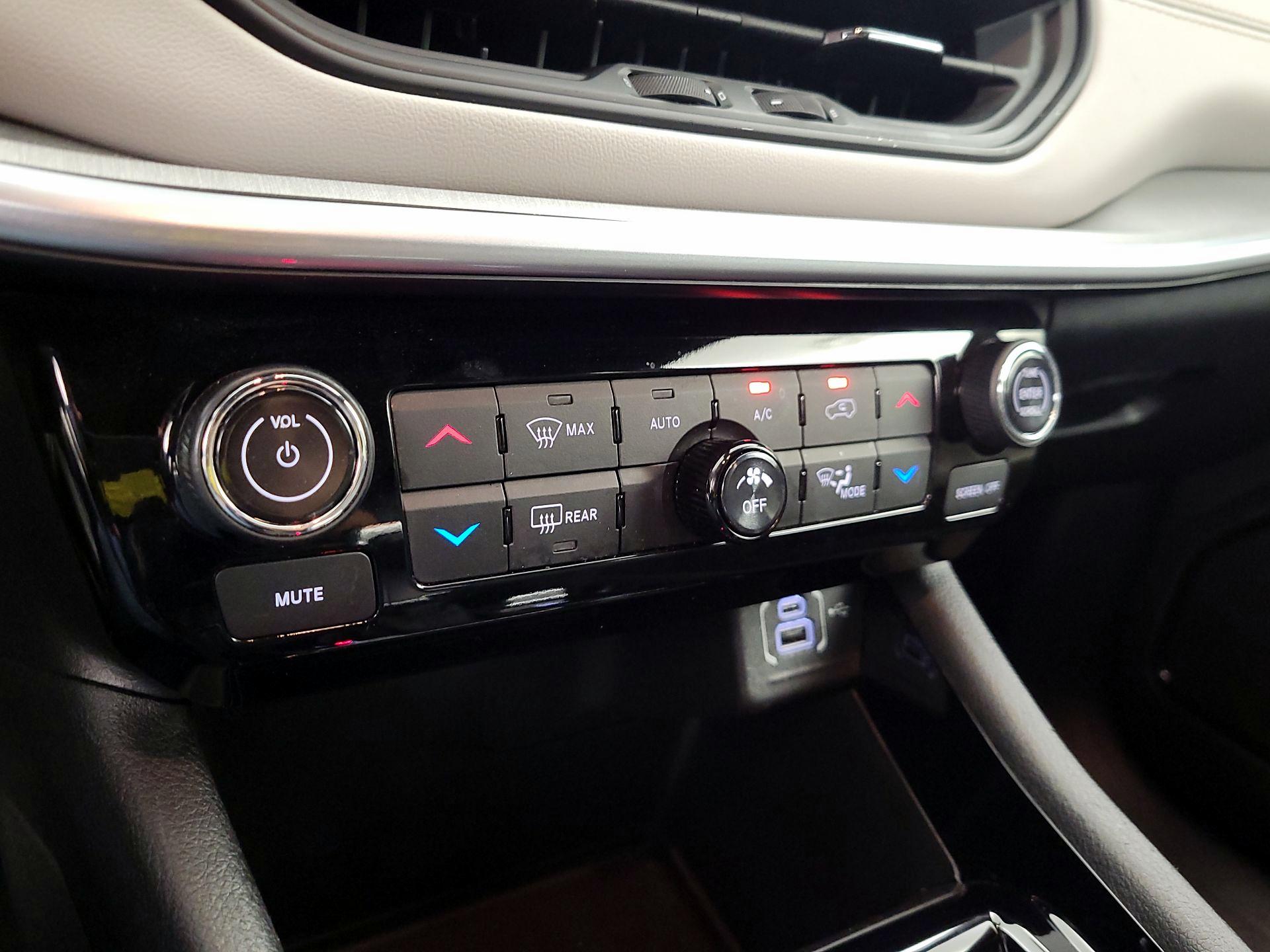 Thumbnail: 2025 Jeep Compass - 16