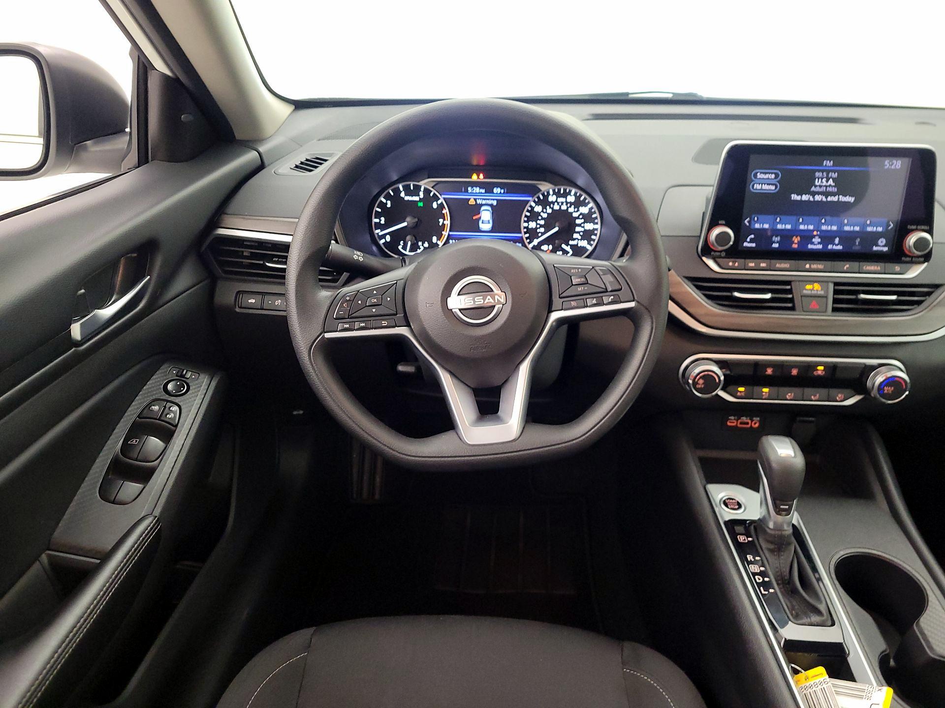 Thumbnail: 2025 Nissan Altima - 10