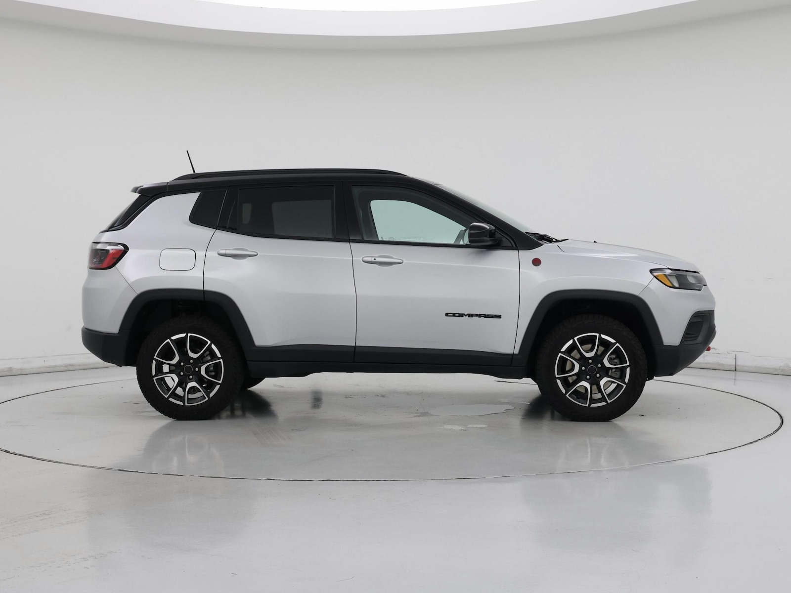 2025 Jeep Compass Trailhawk - Photo 8