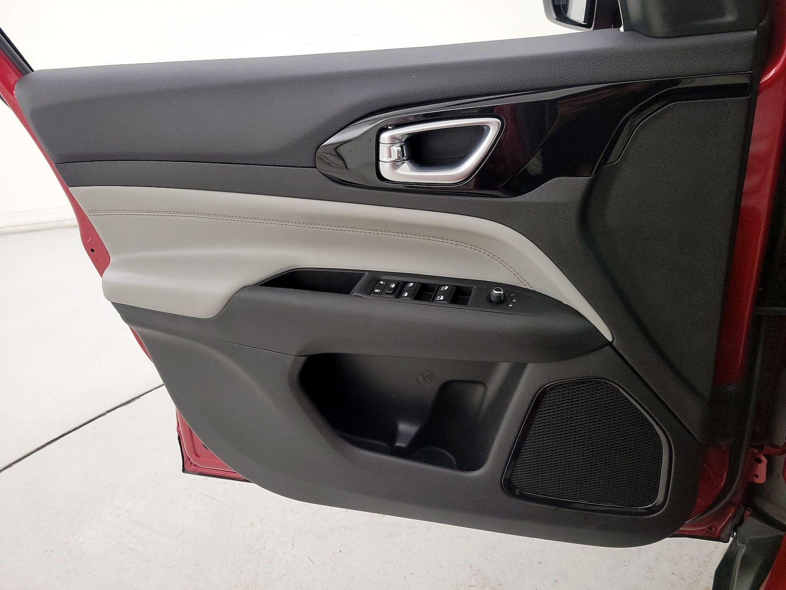 2025 Jeep Compass Limited - Photo 13
