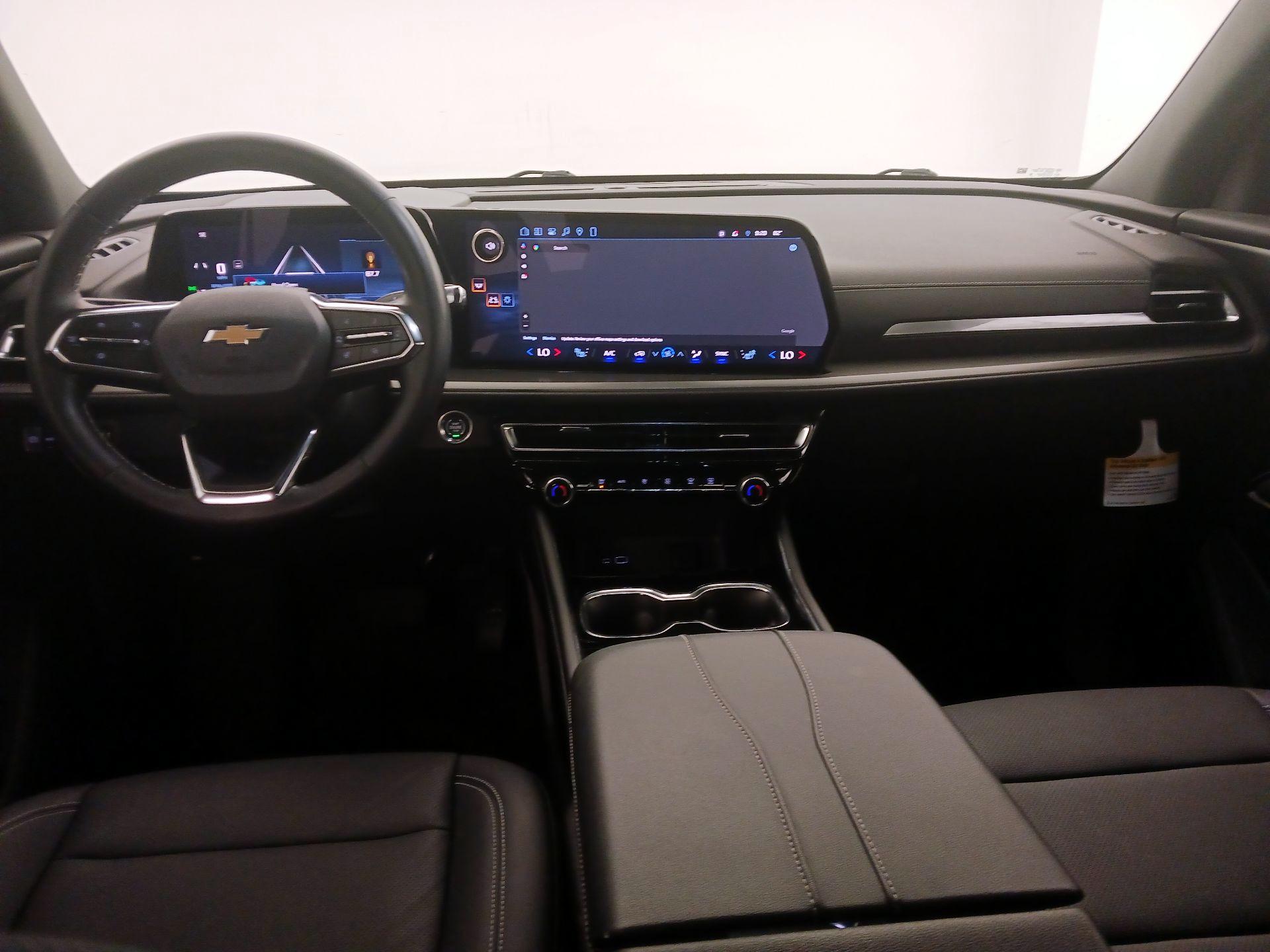 Thumbnail: 2026 Chevrolet Traverse - 9