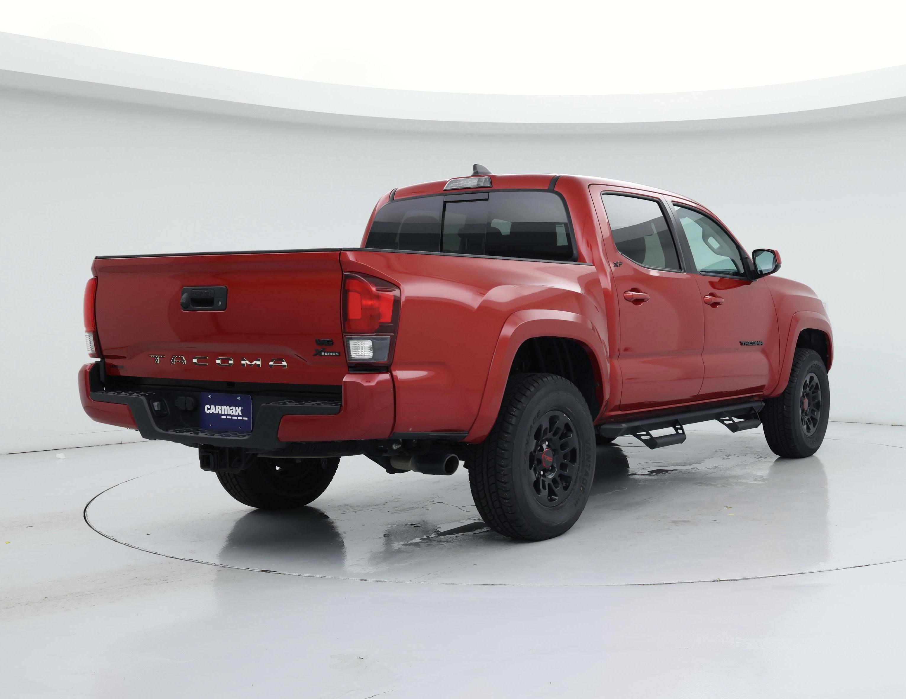 Thumbnail: 2022 Toyota Tacoma - 8