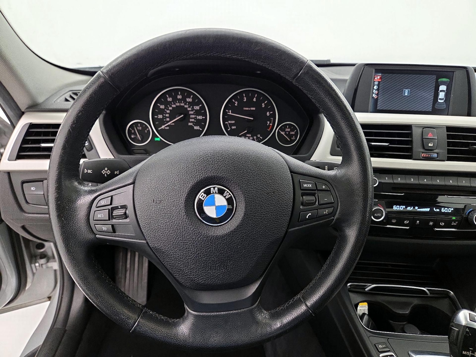 2017 BMW 3 Series 320i - Photo 11