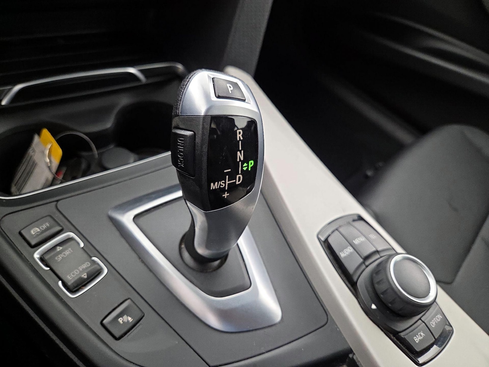 2017 BMW 3 Series 320i - Photo 19