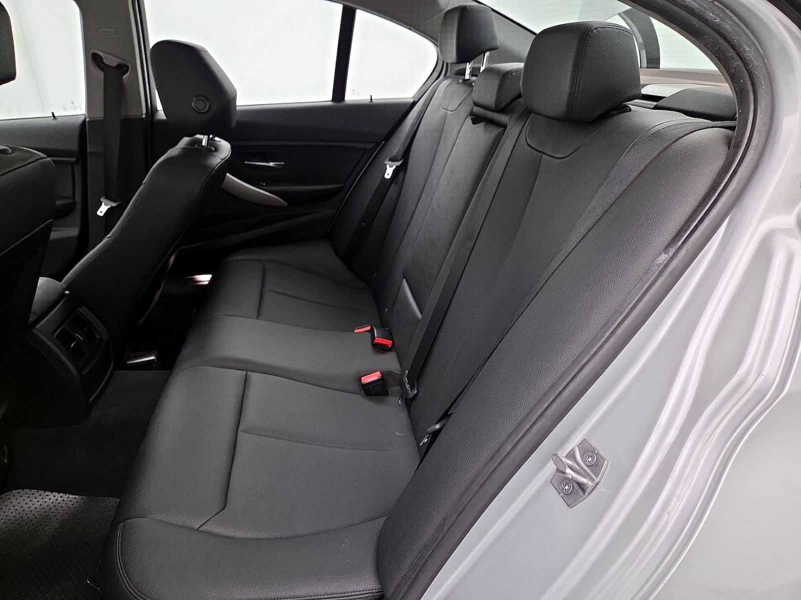 2017 BMW 3 Series 320i - Photo 21