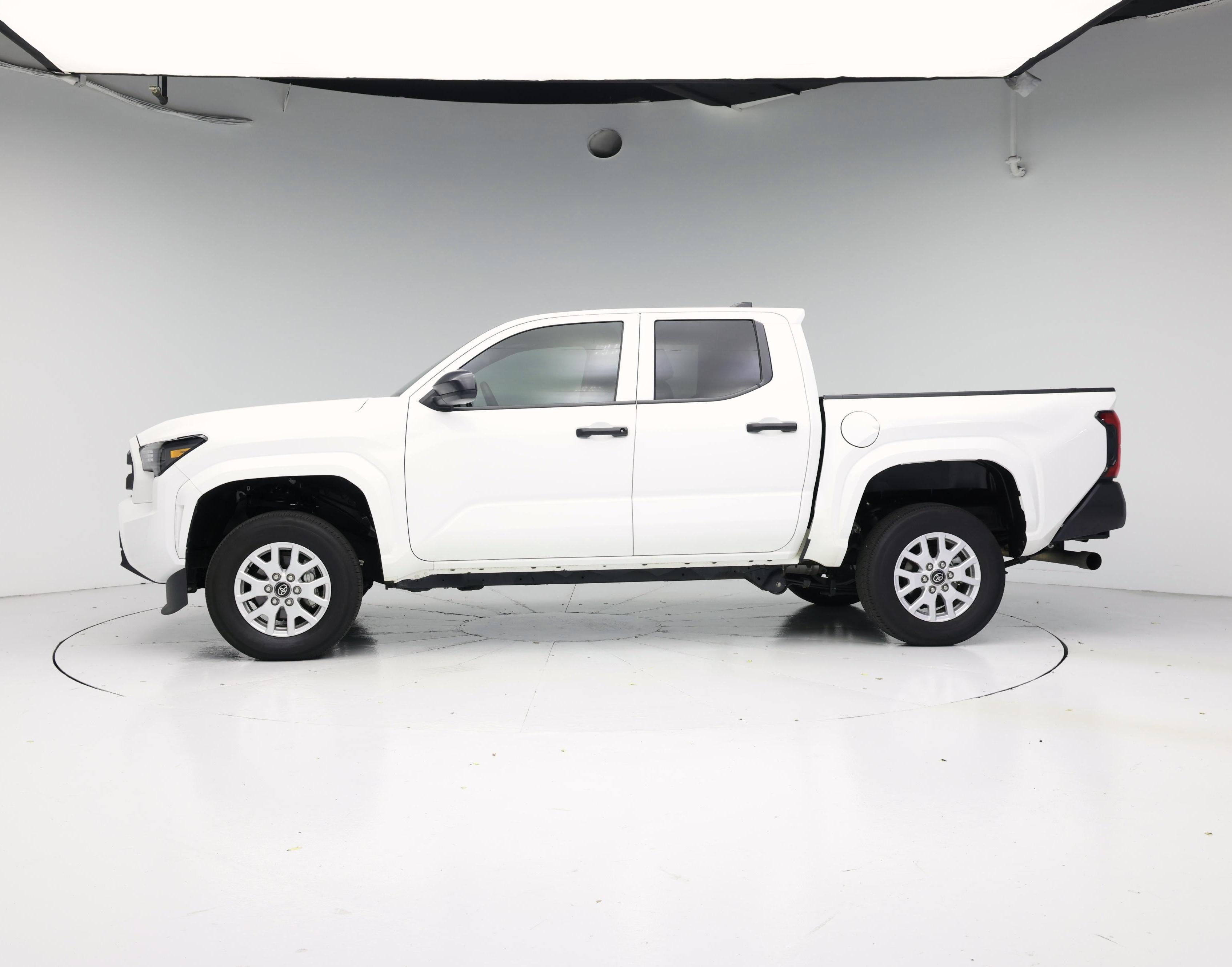 Thumbnail: 2024 Toyota Tacoma - 3