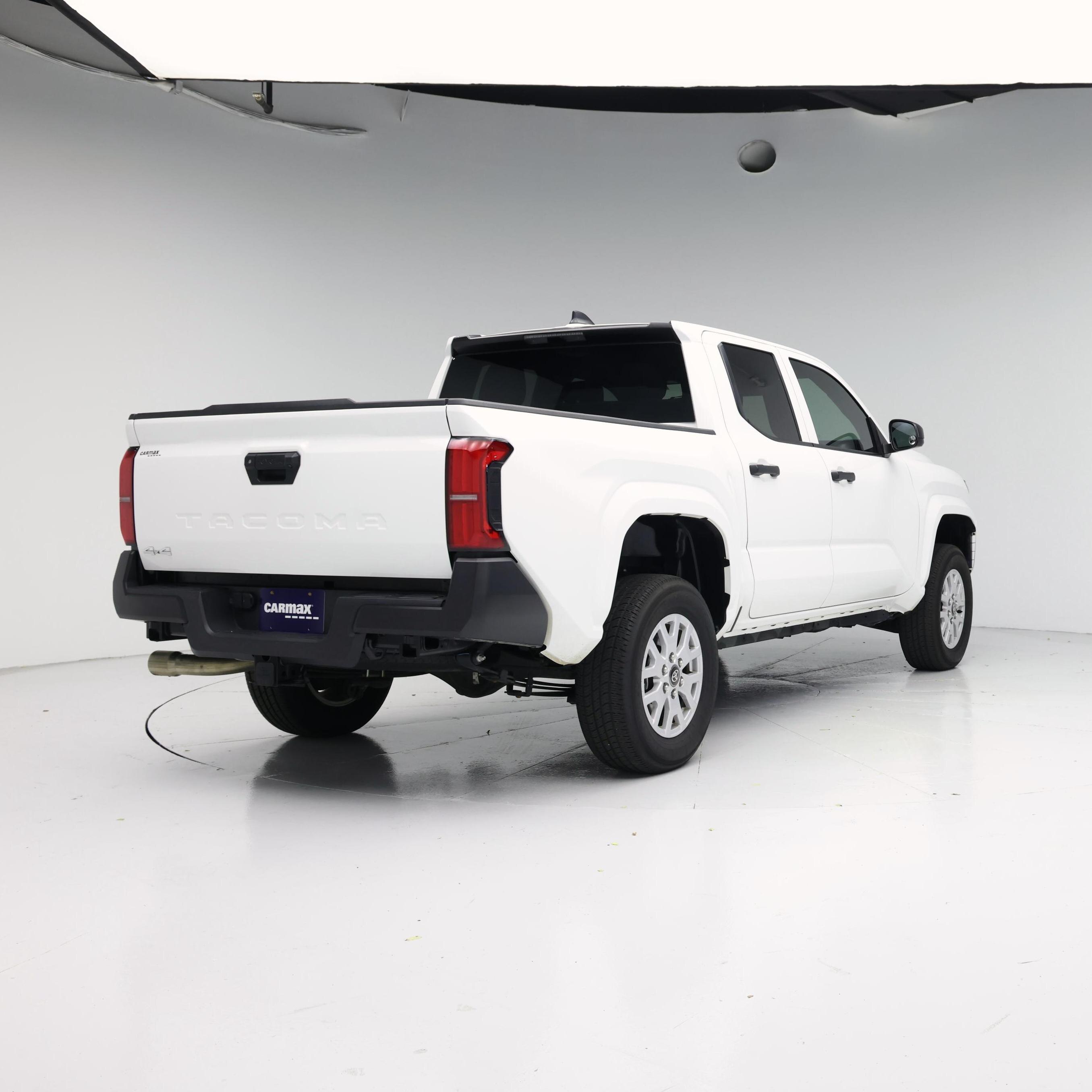 Thumbnail: 2024 Toyota Tacoma - 8