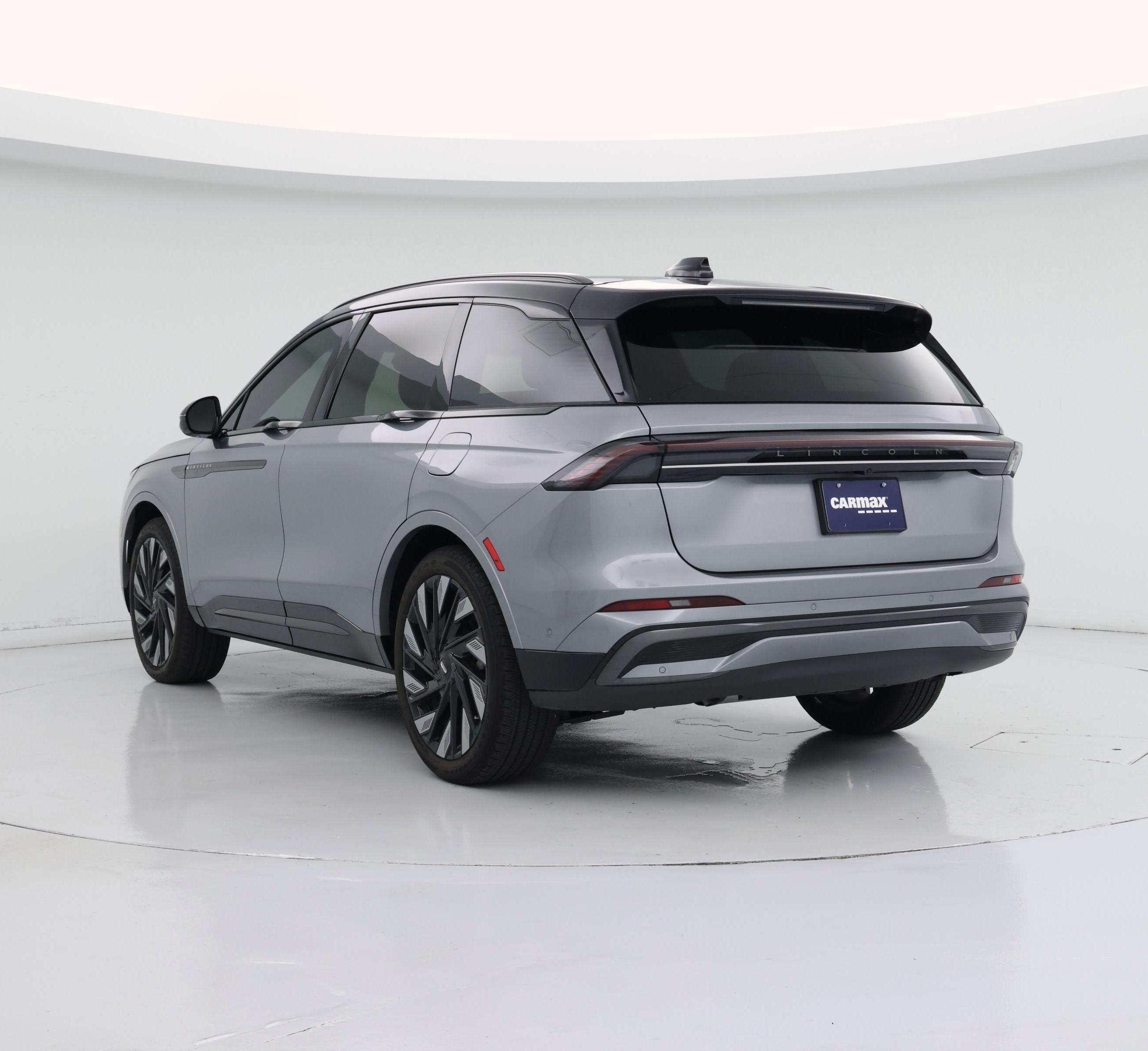 Thumbnail: 2024 Lincoln Nautilus - 2