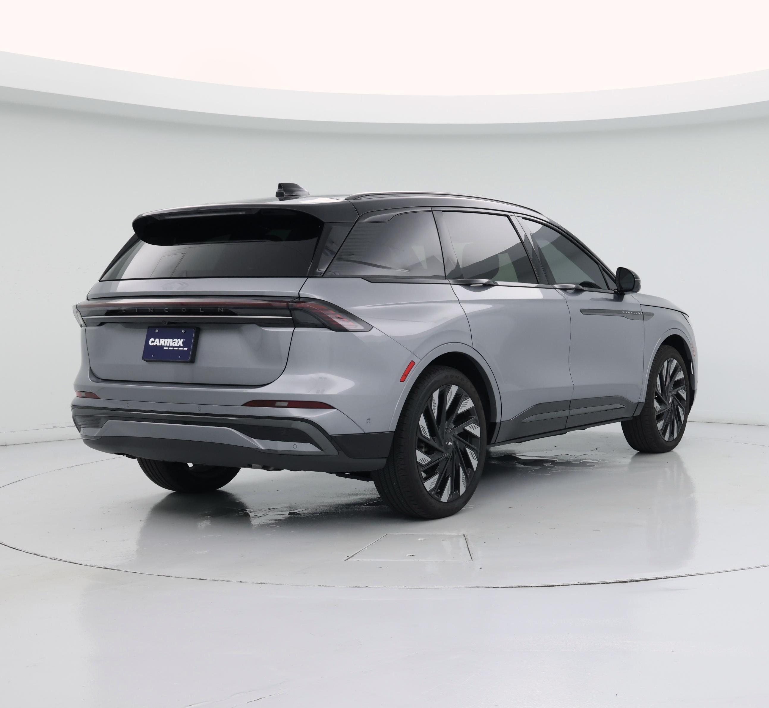 Thumbnail: 2024 Lincoln Nautilus - 8