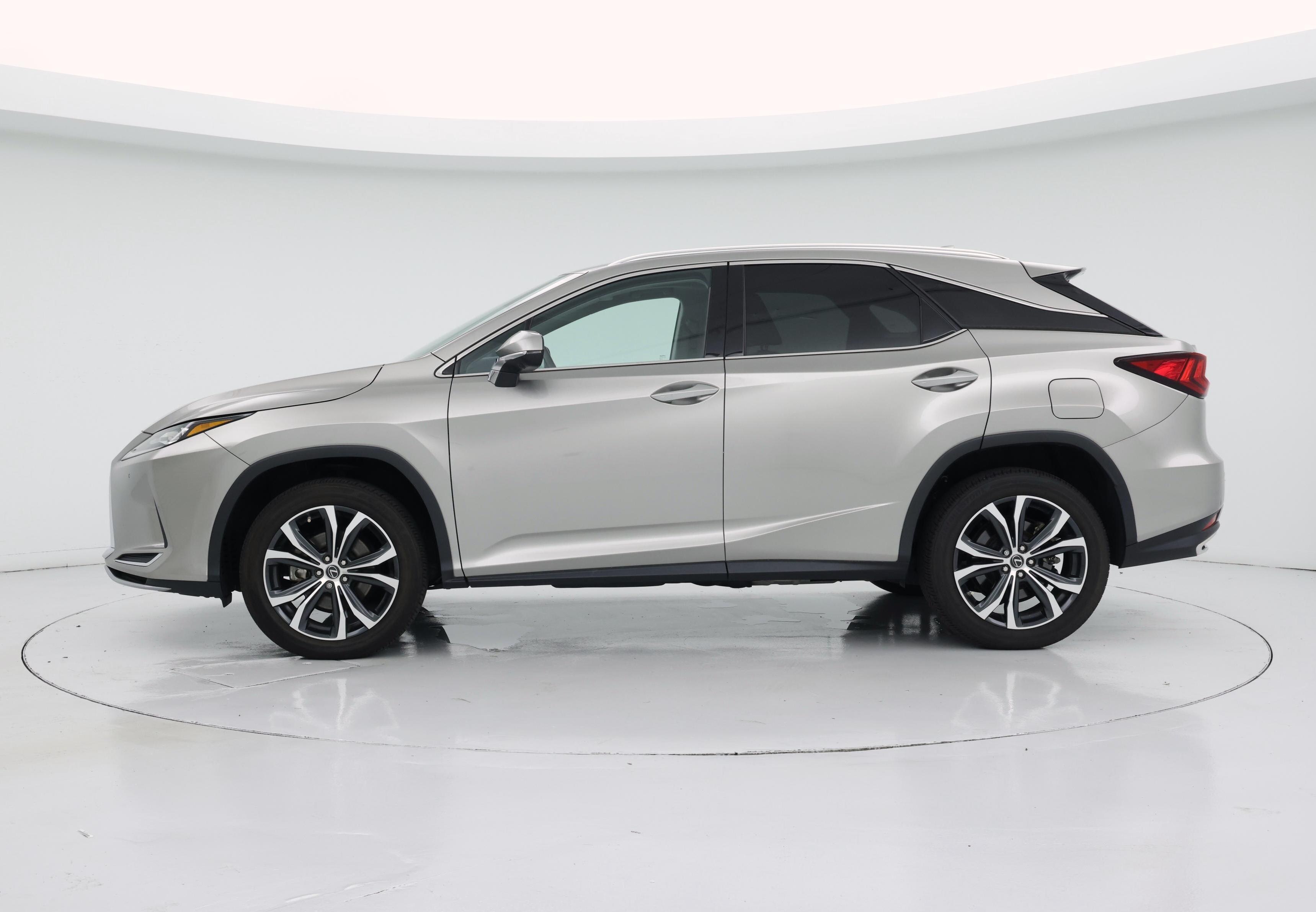 Thumbnail: 2021 Lexus RX - 3