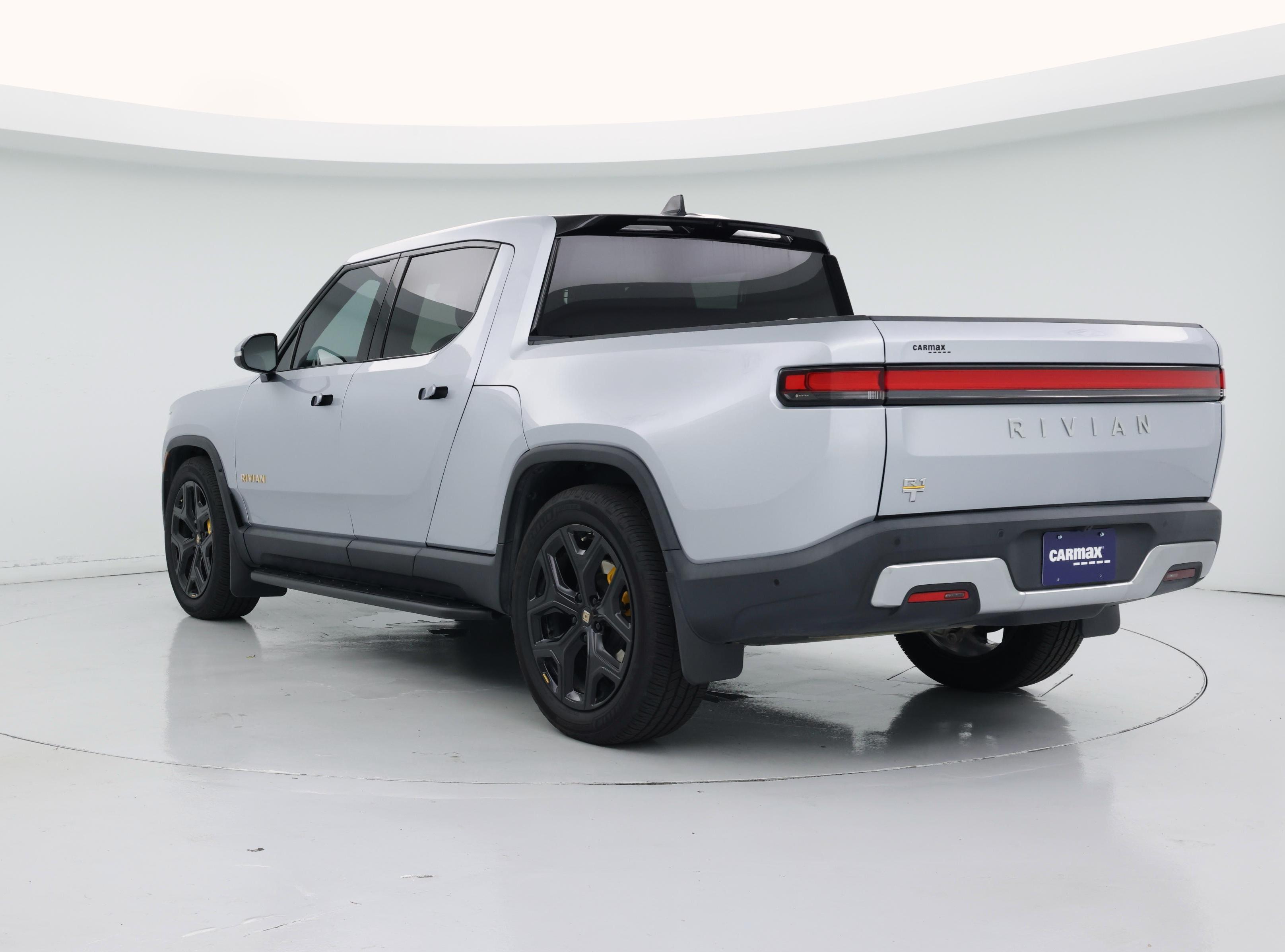 Thumbnail: 2022 Rivian R1T - 2