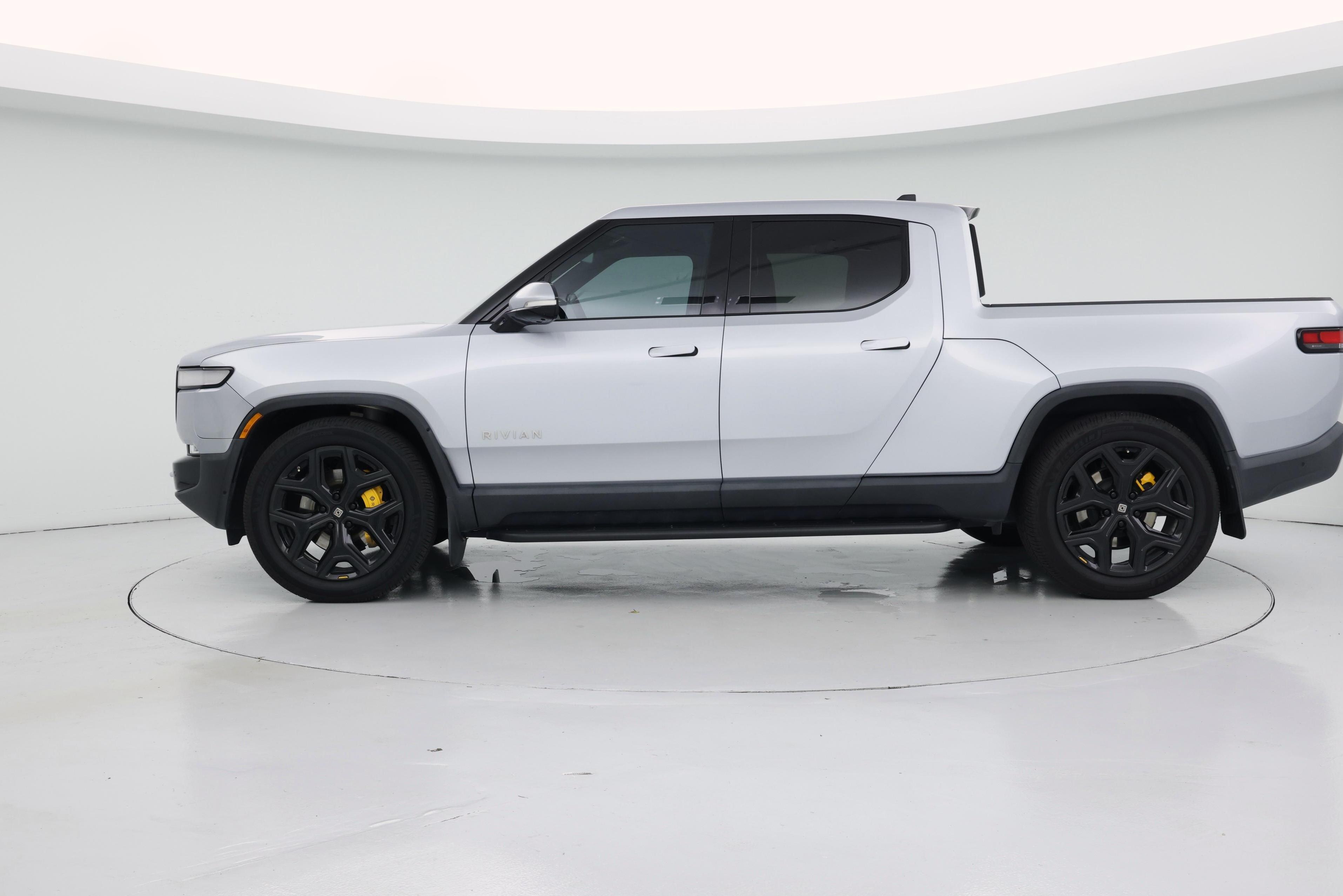 Thumbnail: 2022 Rivian R1T - 3