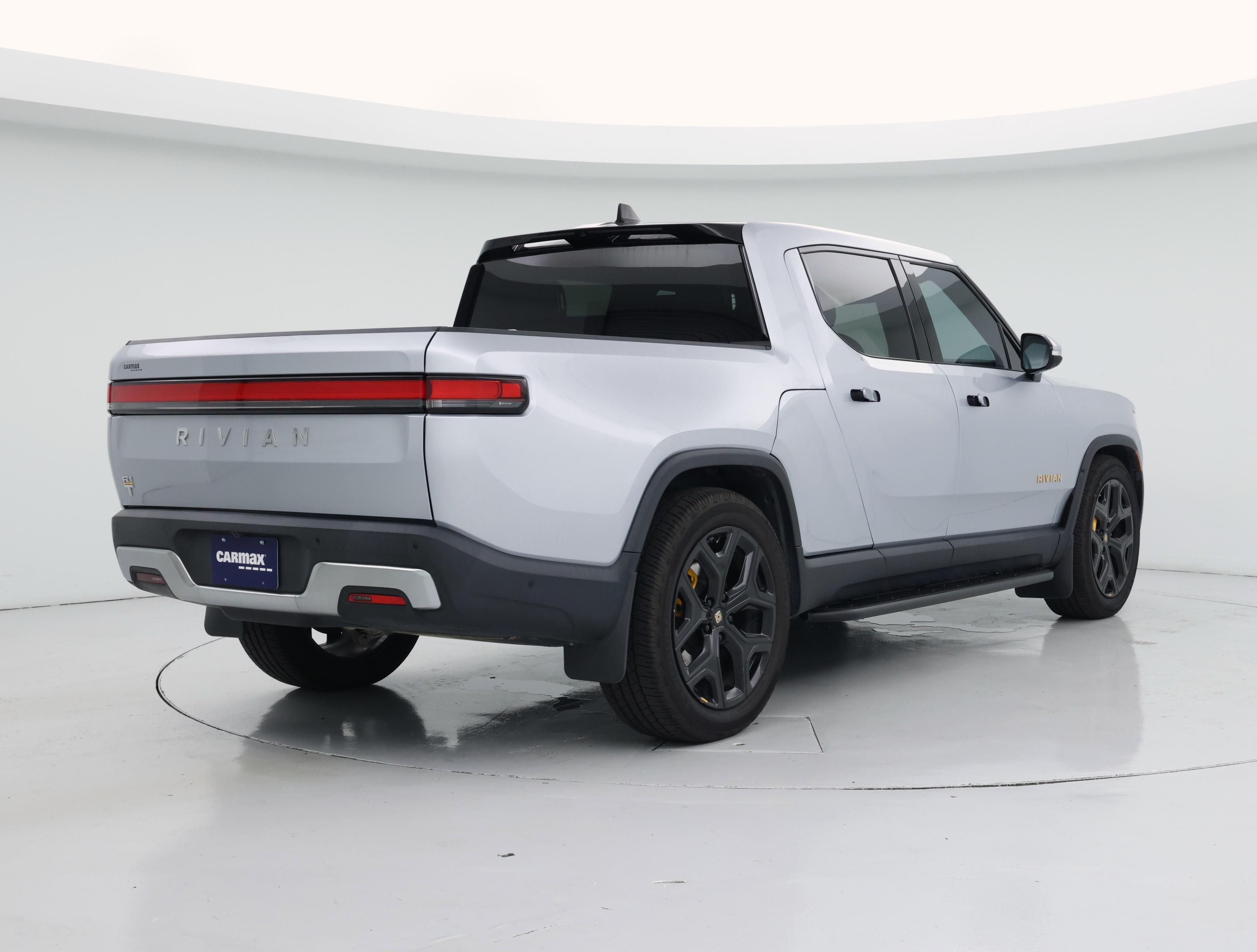 Thumbnail: 2022 Rivian R1T - 8