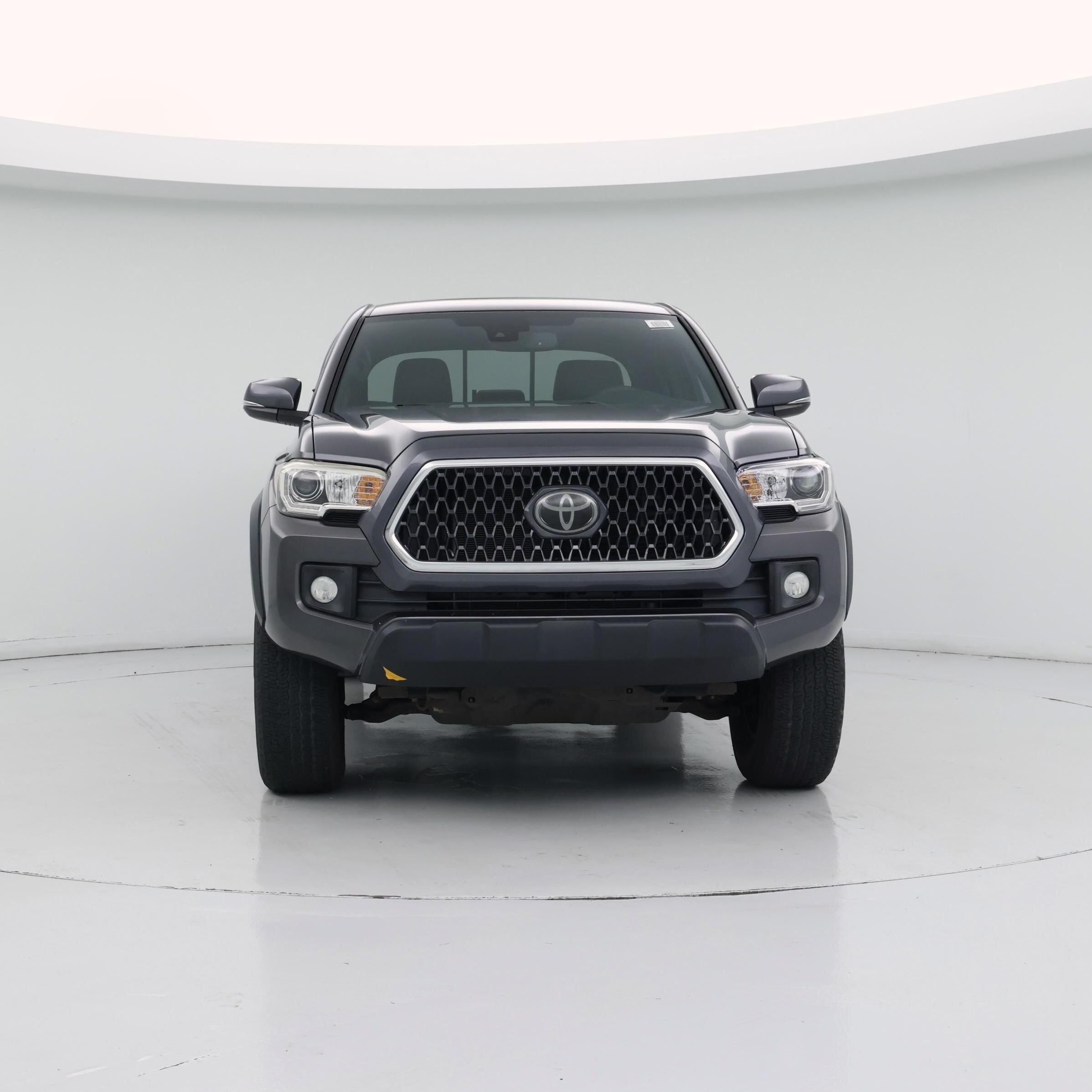 Thumbnail: 2018 Toyota Tacoma - 5