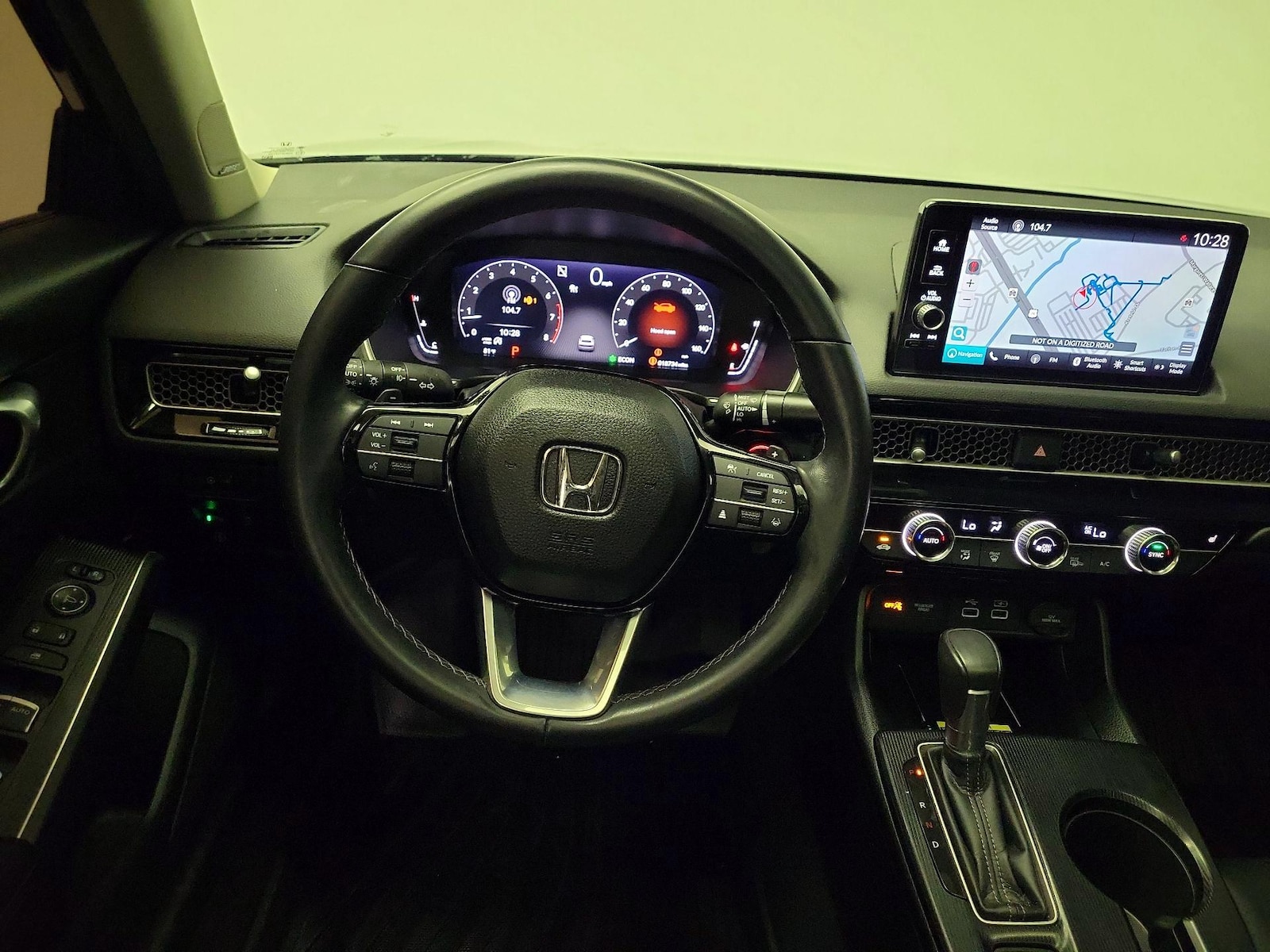 2024 Honda Civic Touring - Photo 11