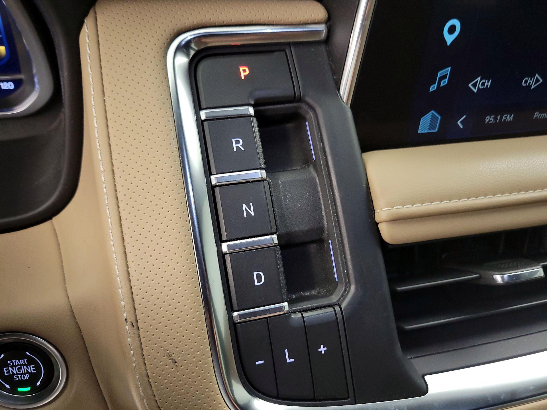 Thumbnail: 2023 Chevrolet Suburban - 15