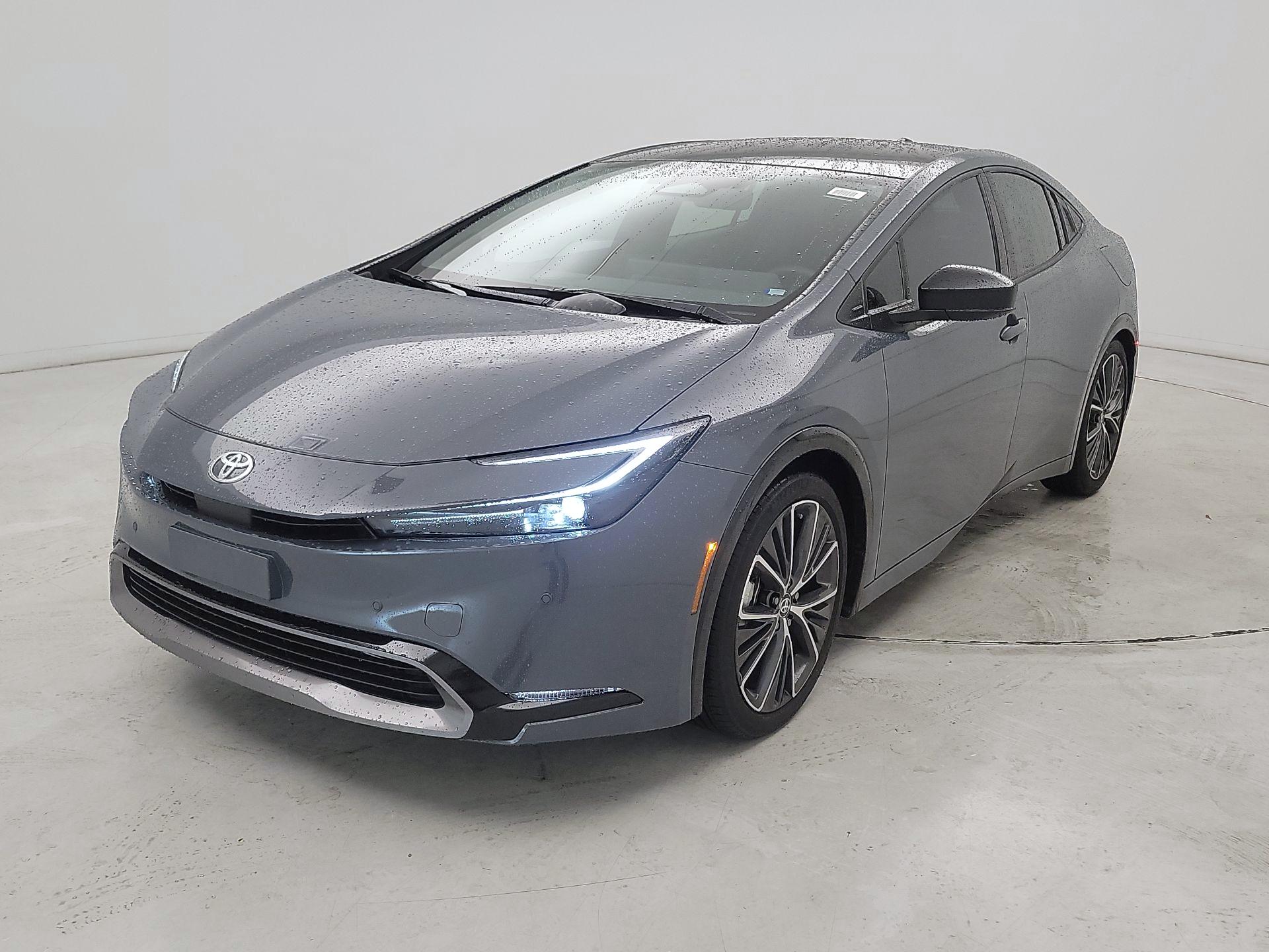 Thumbnail: 2026 Toyota Prius - 3
