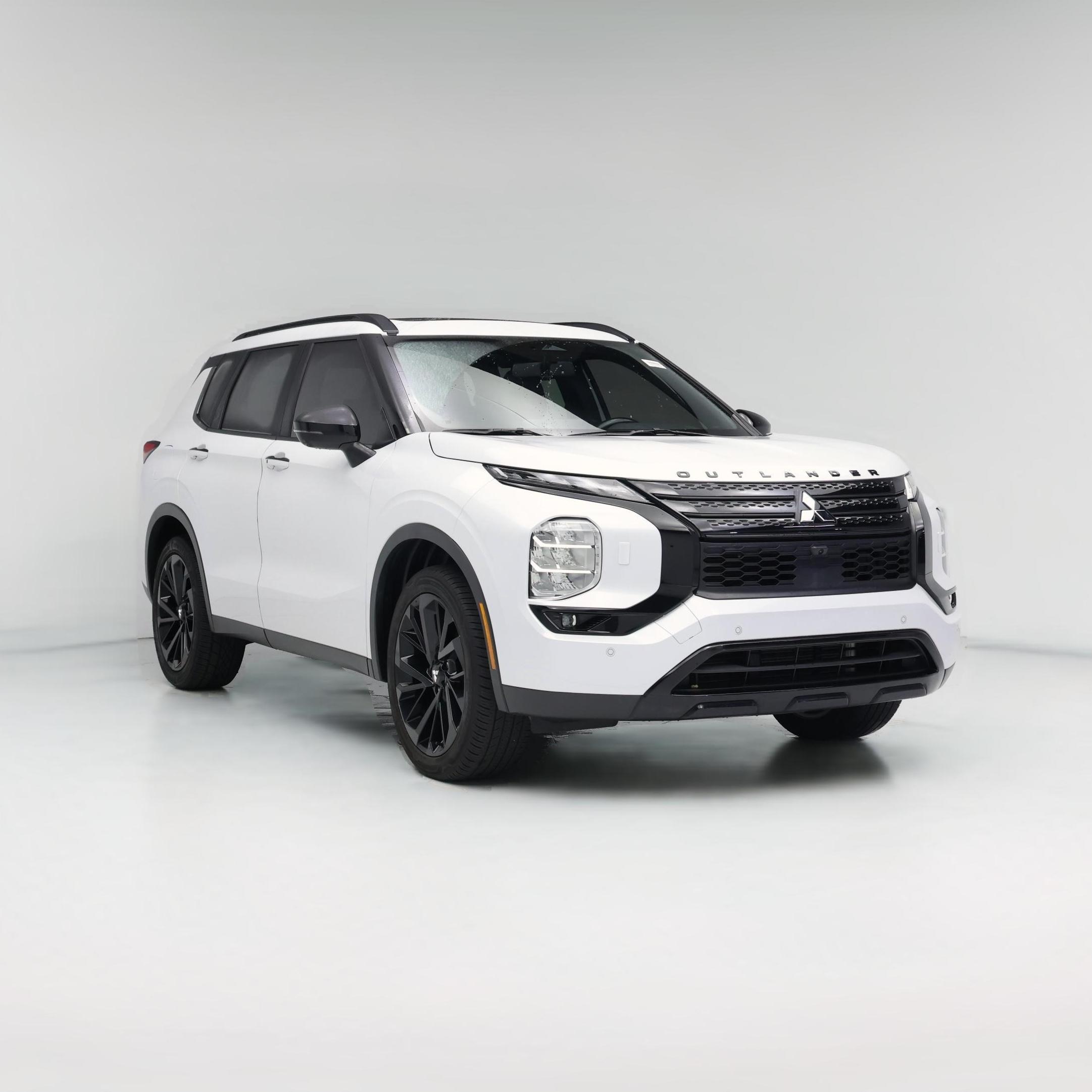 Thumbnail: 2024 Mitsubishi Outlander - 1