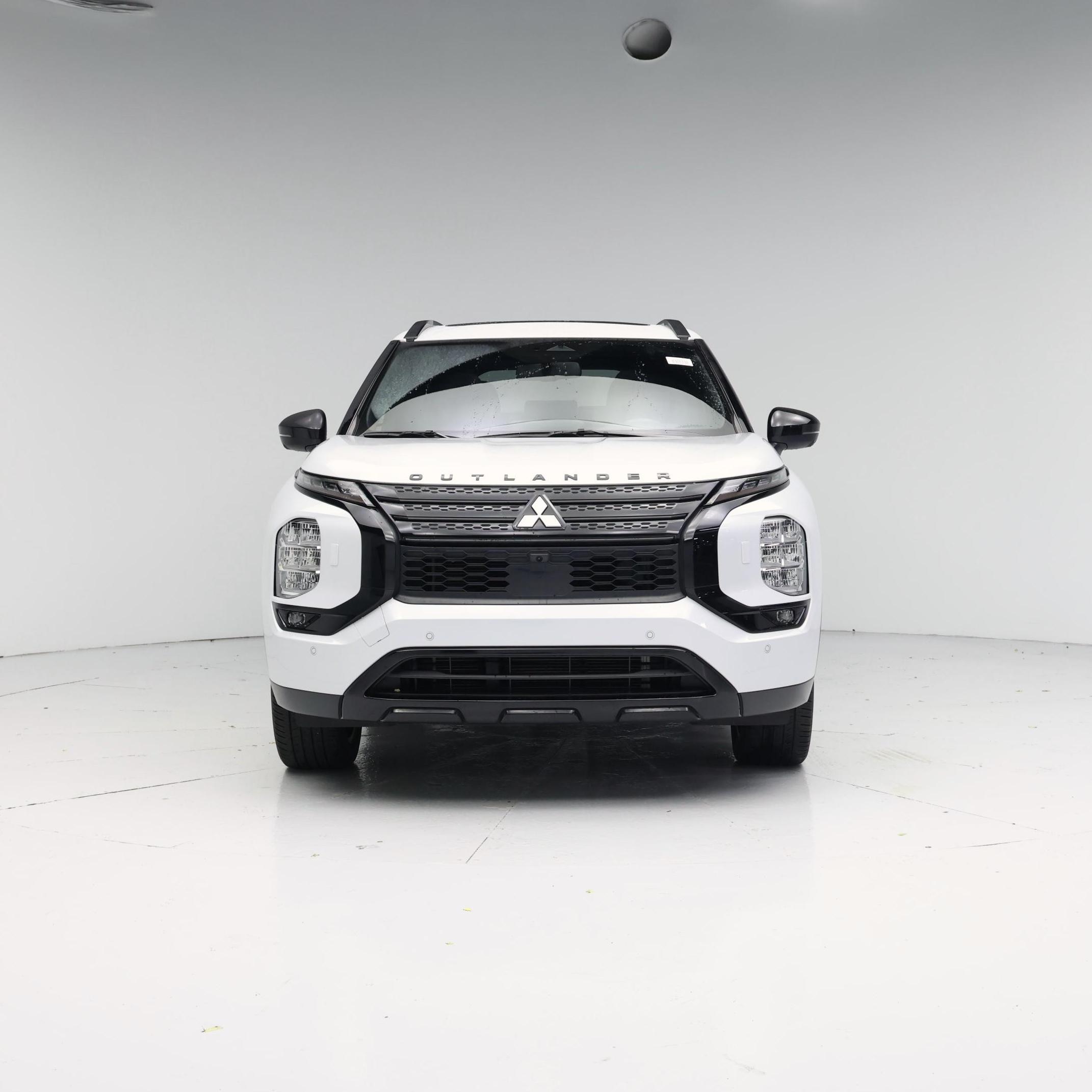 Thumbnail: 2024 Mitsubishi Outlander - 5
