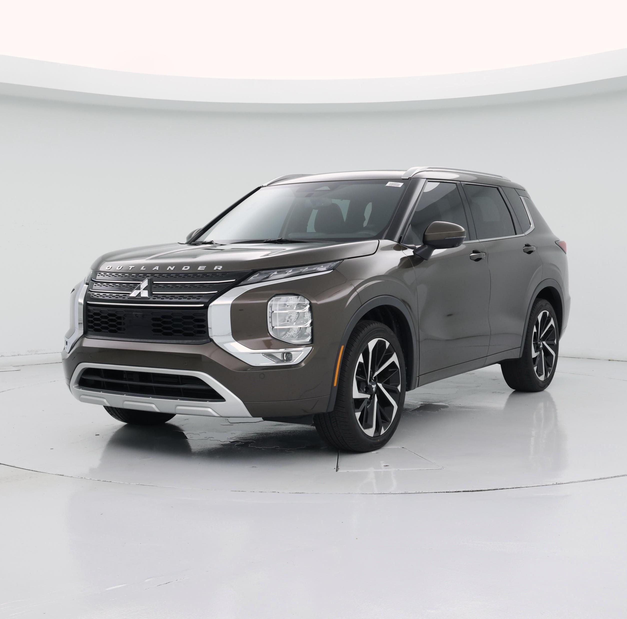 Thumbnail: 2022 Mitsubishi Outlander - 4