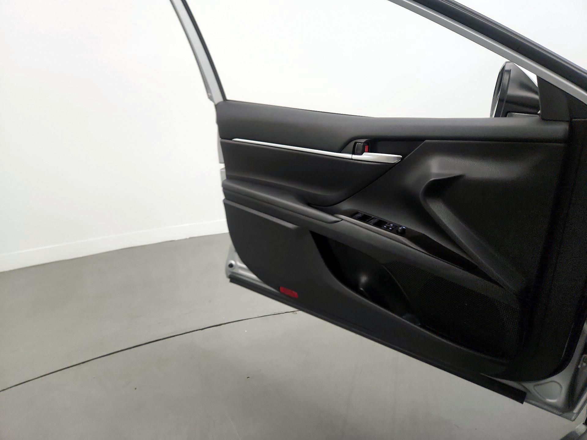 Thumbnail: 2024 Toyota Camry - 12