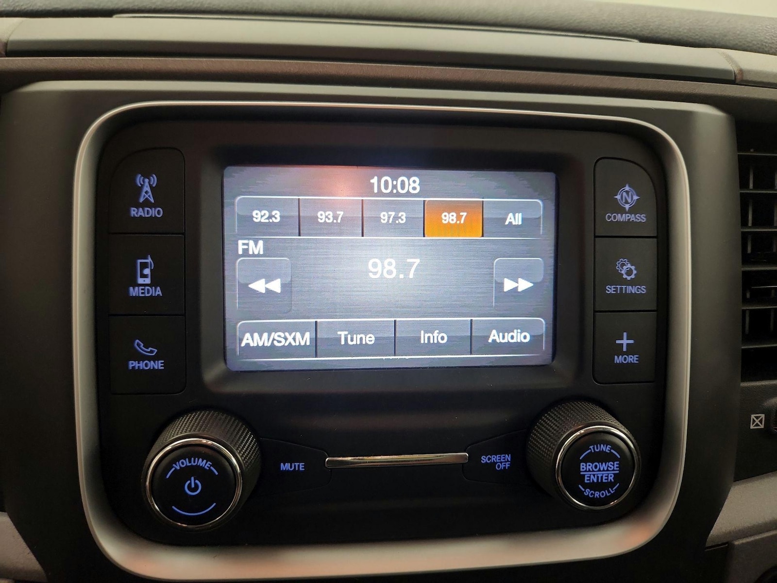 2023 RAM Ram 1500 Classic Tradesman - Photo 16