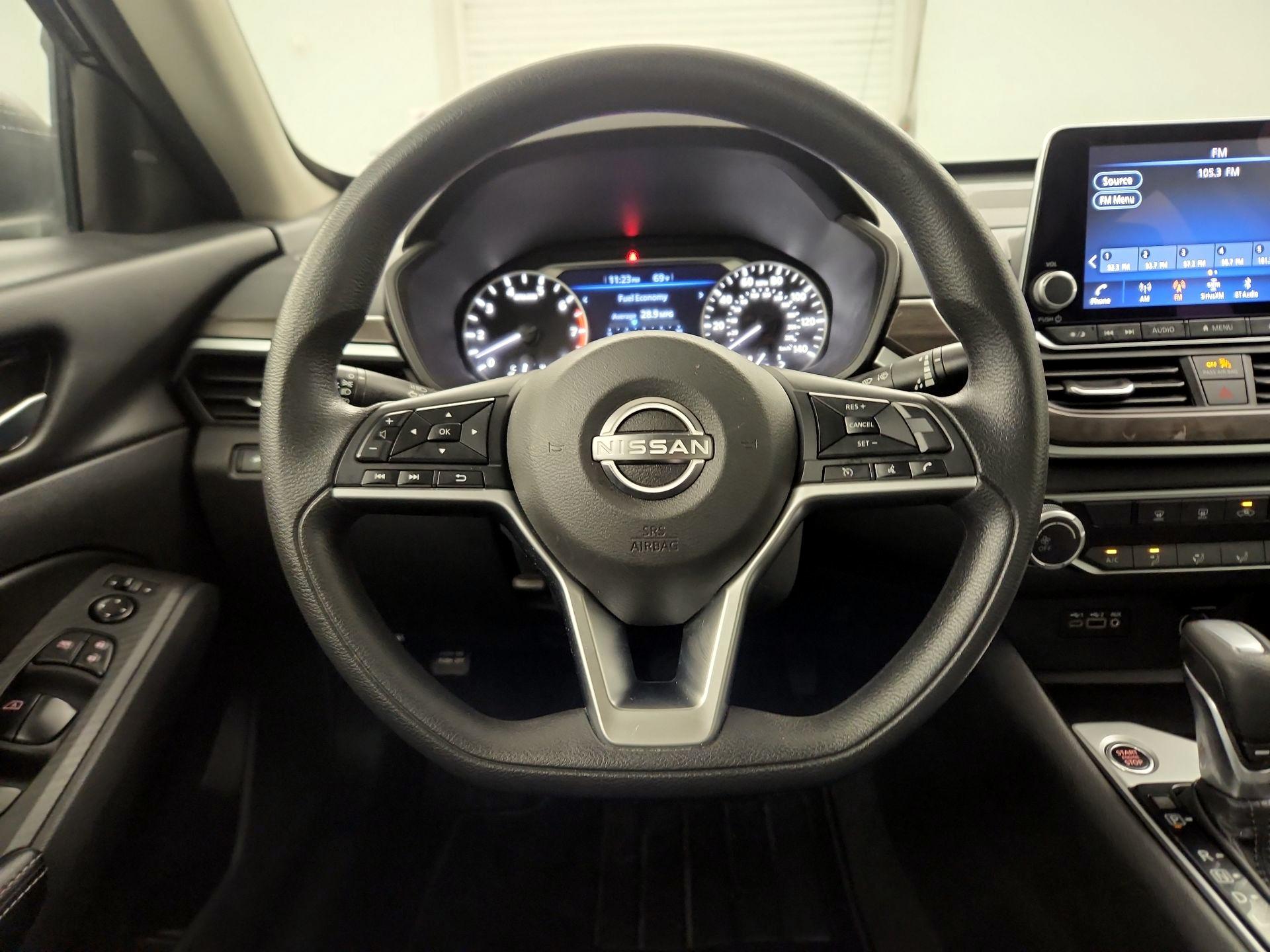 Thumbnail: 2024 Nissan Altima - 10