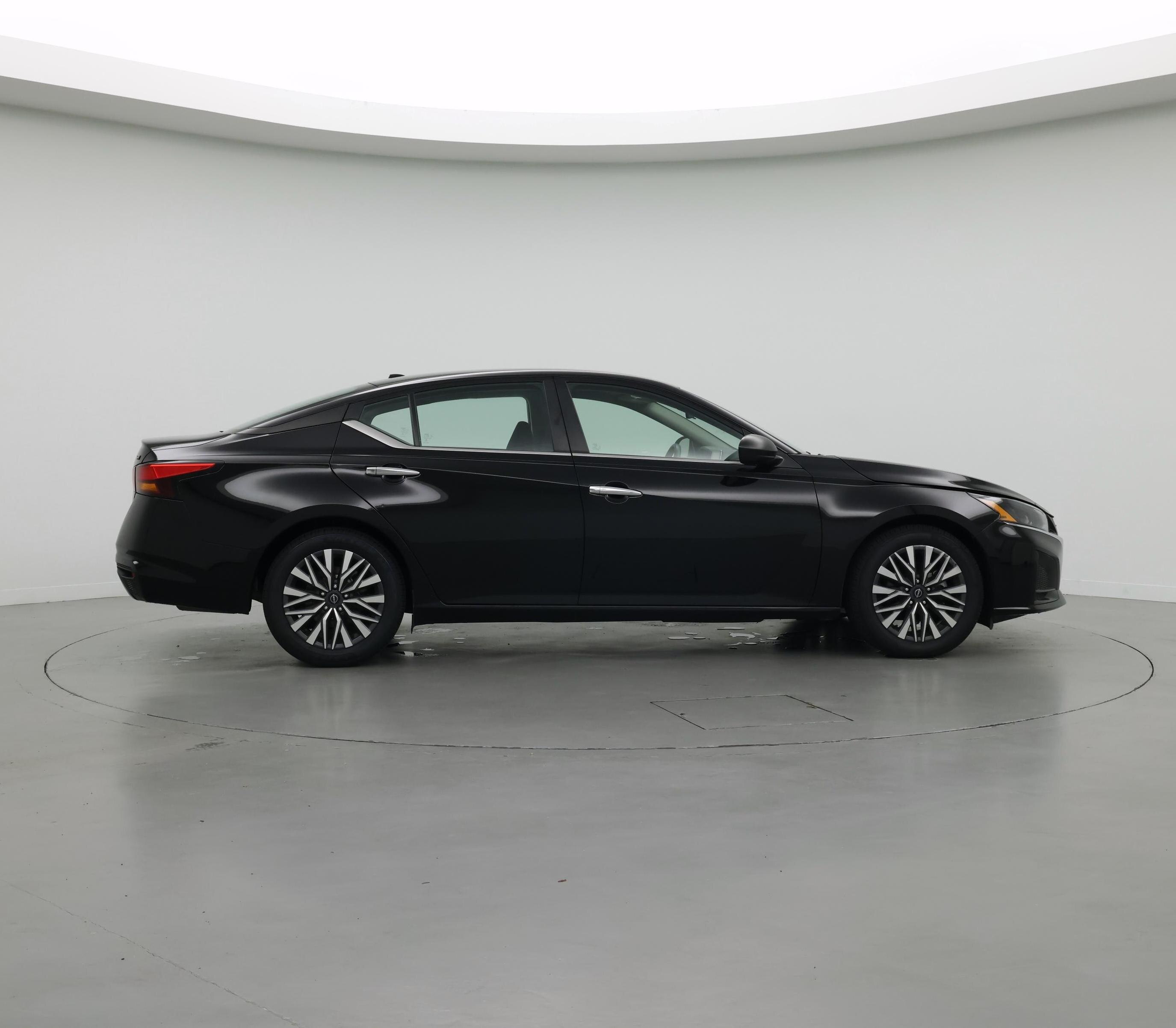 Thumbnail: 2024 Nissan Altima - 7