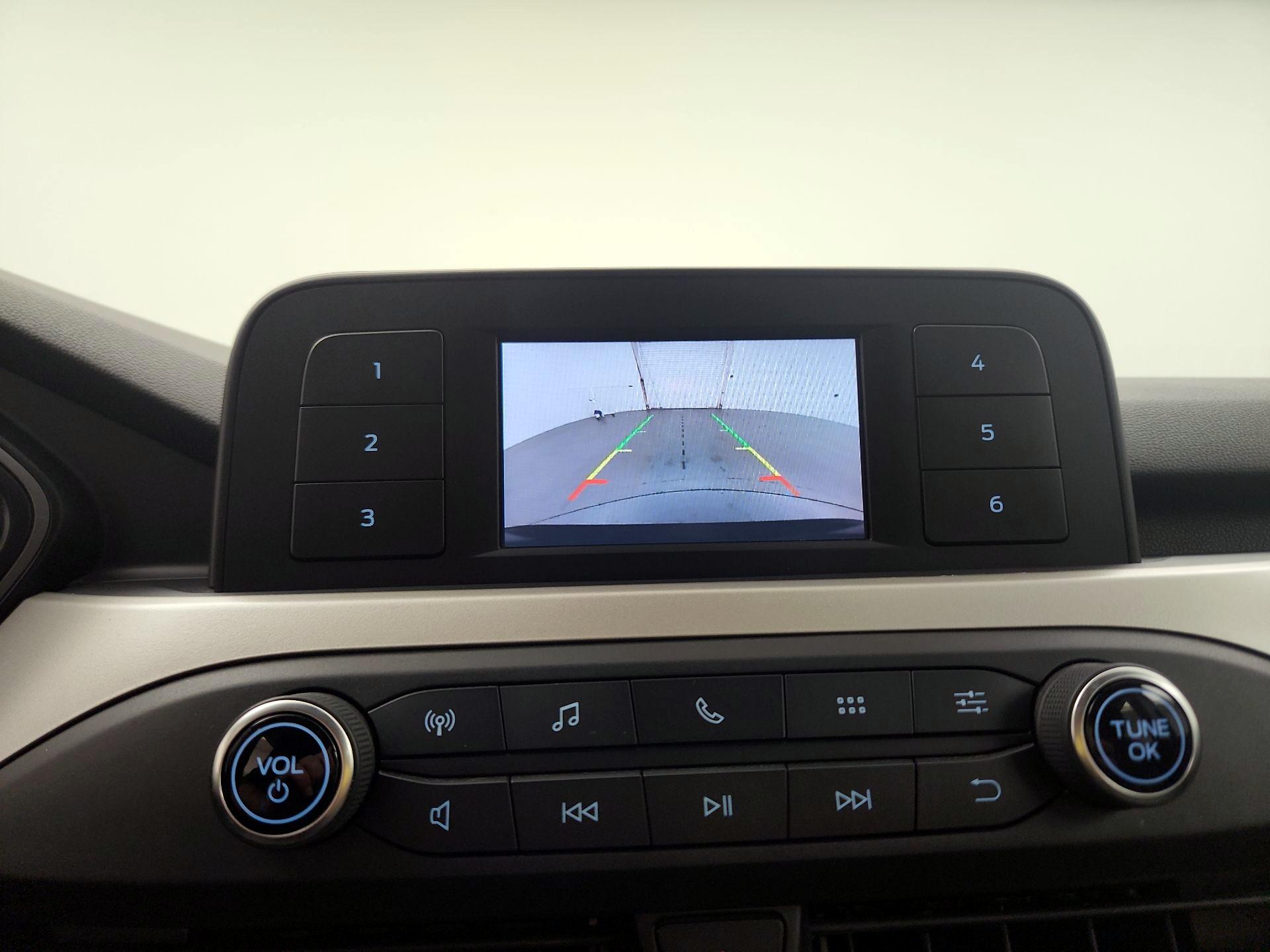 Thumbnail: 2021 Ford Escape - 14