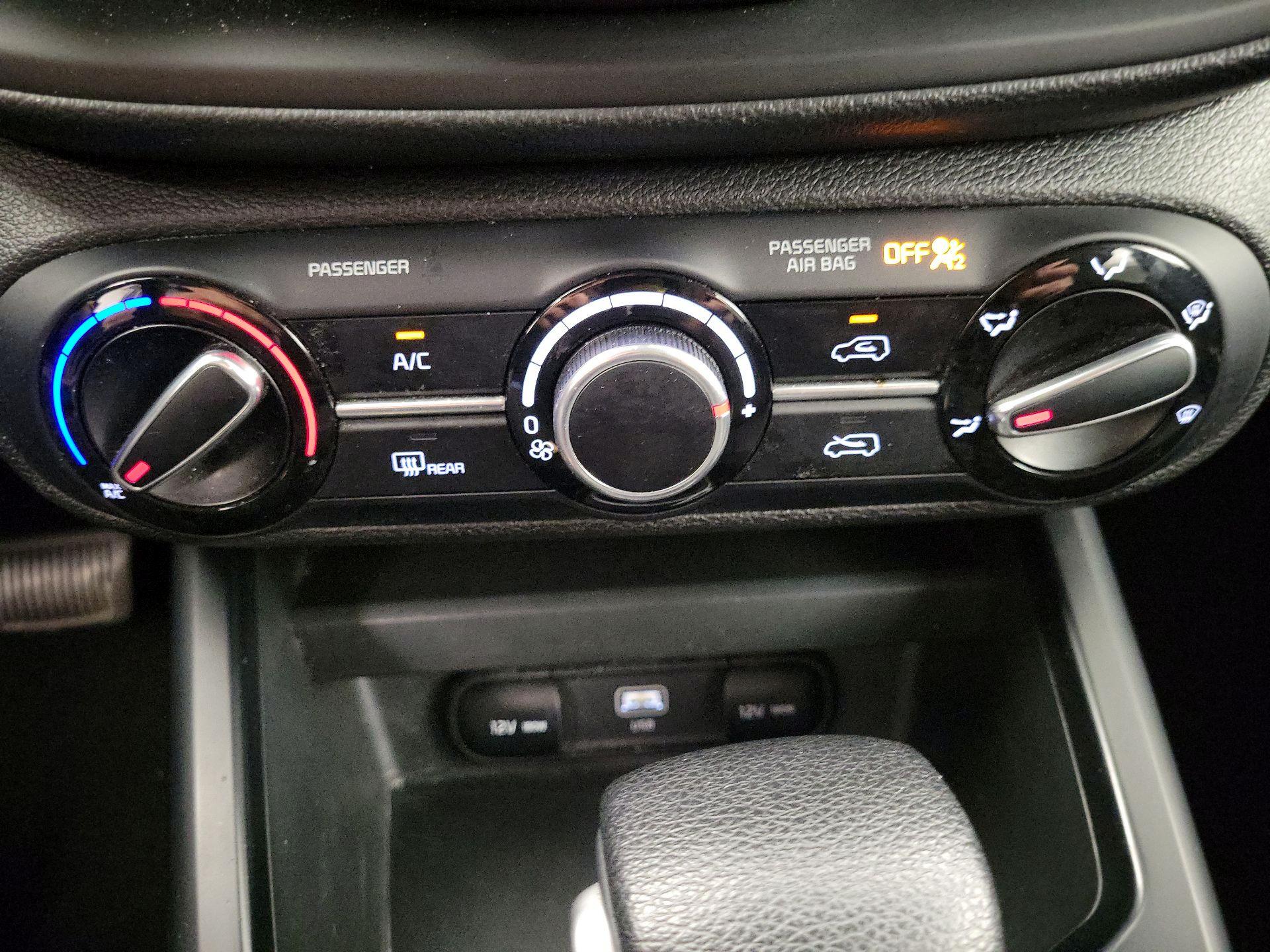 Thumbnail: 2023 Kia Soul - 16