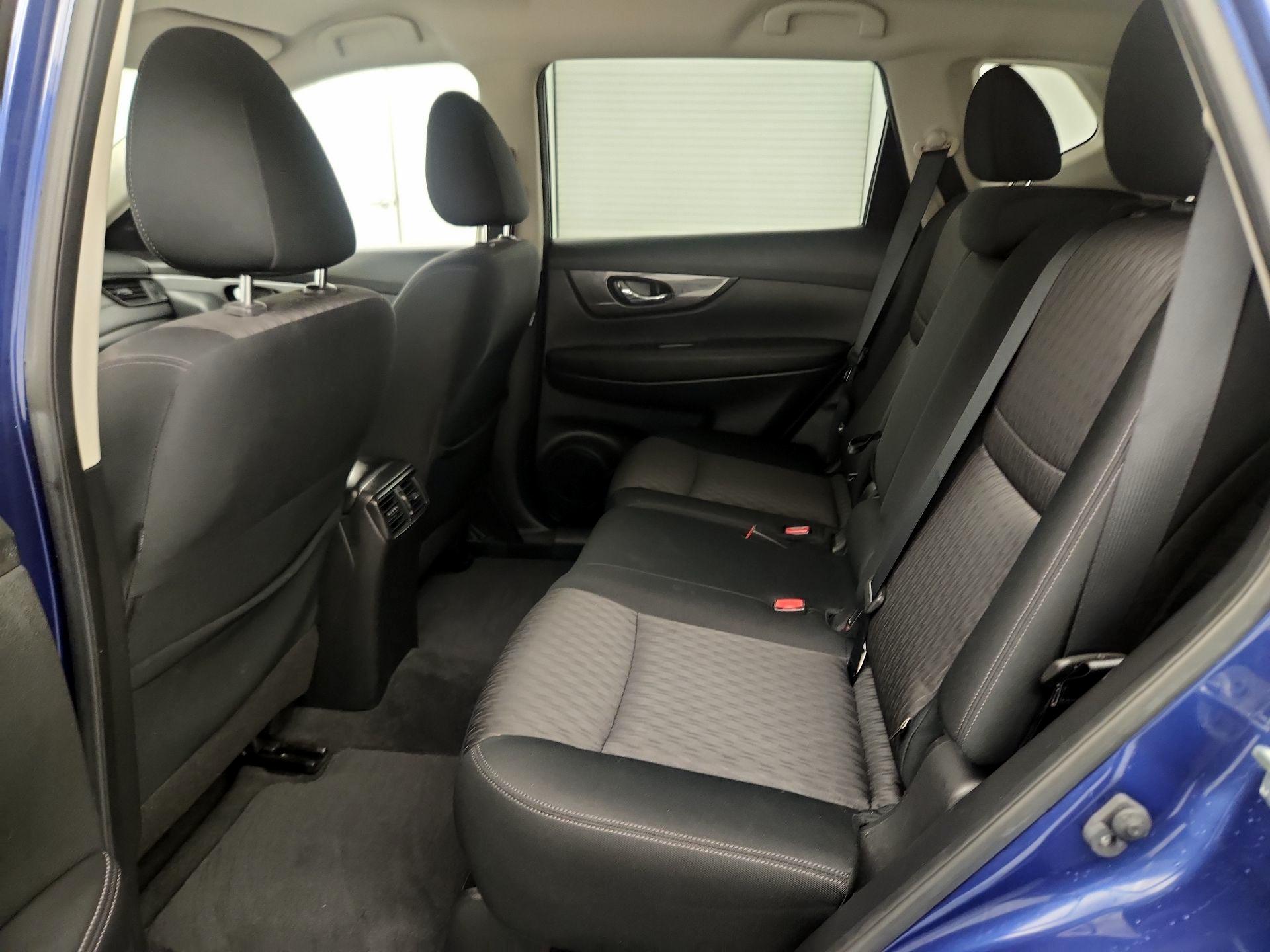 Thumbnail: 2020 Nissan Rogue - 19