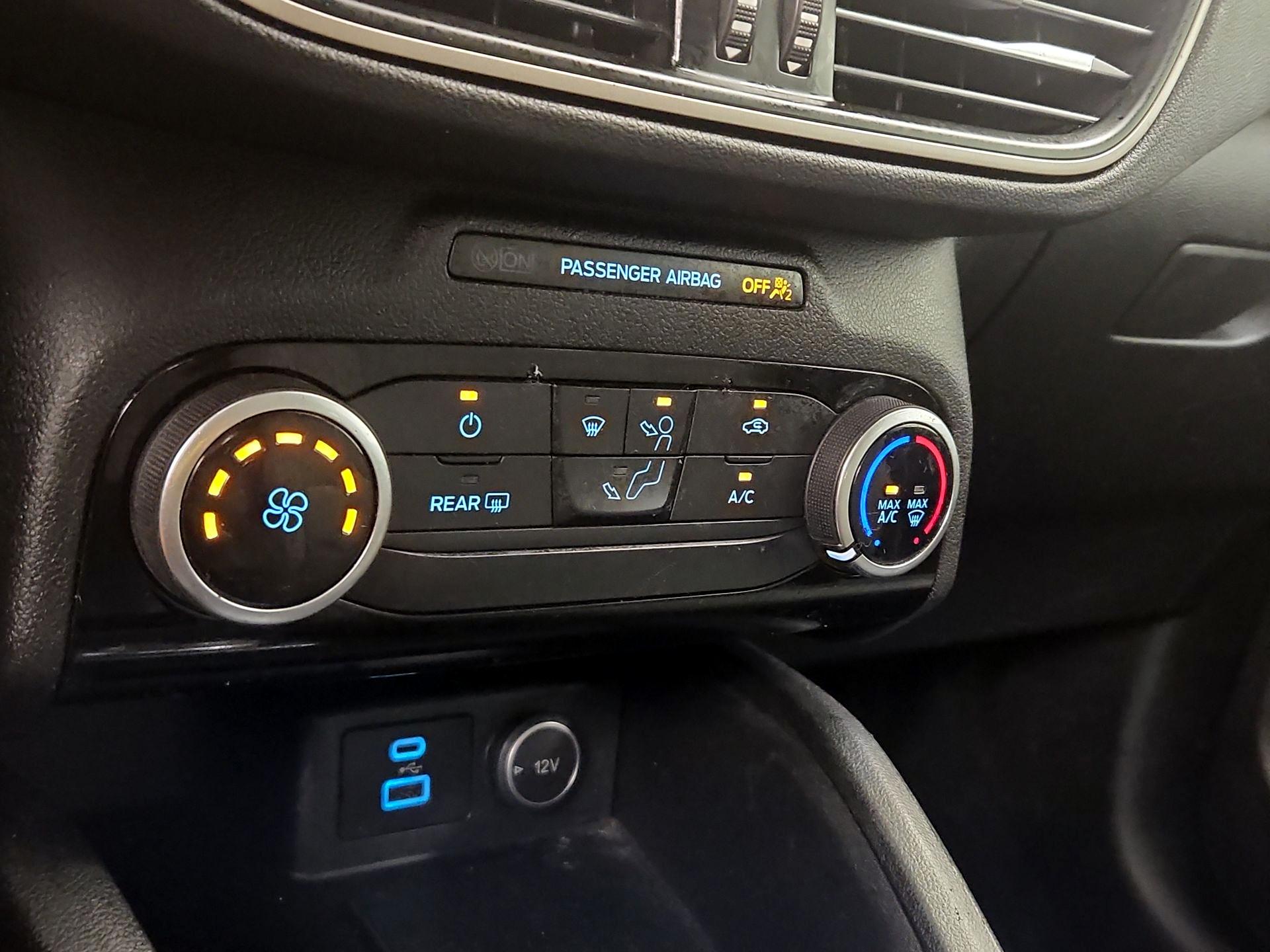 Thumbnail: 2021 Ford Escape - 16