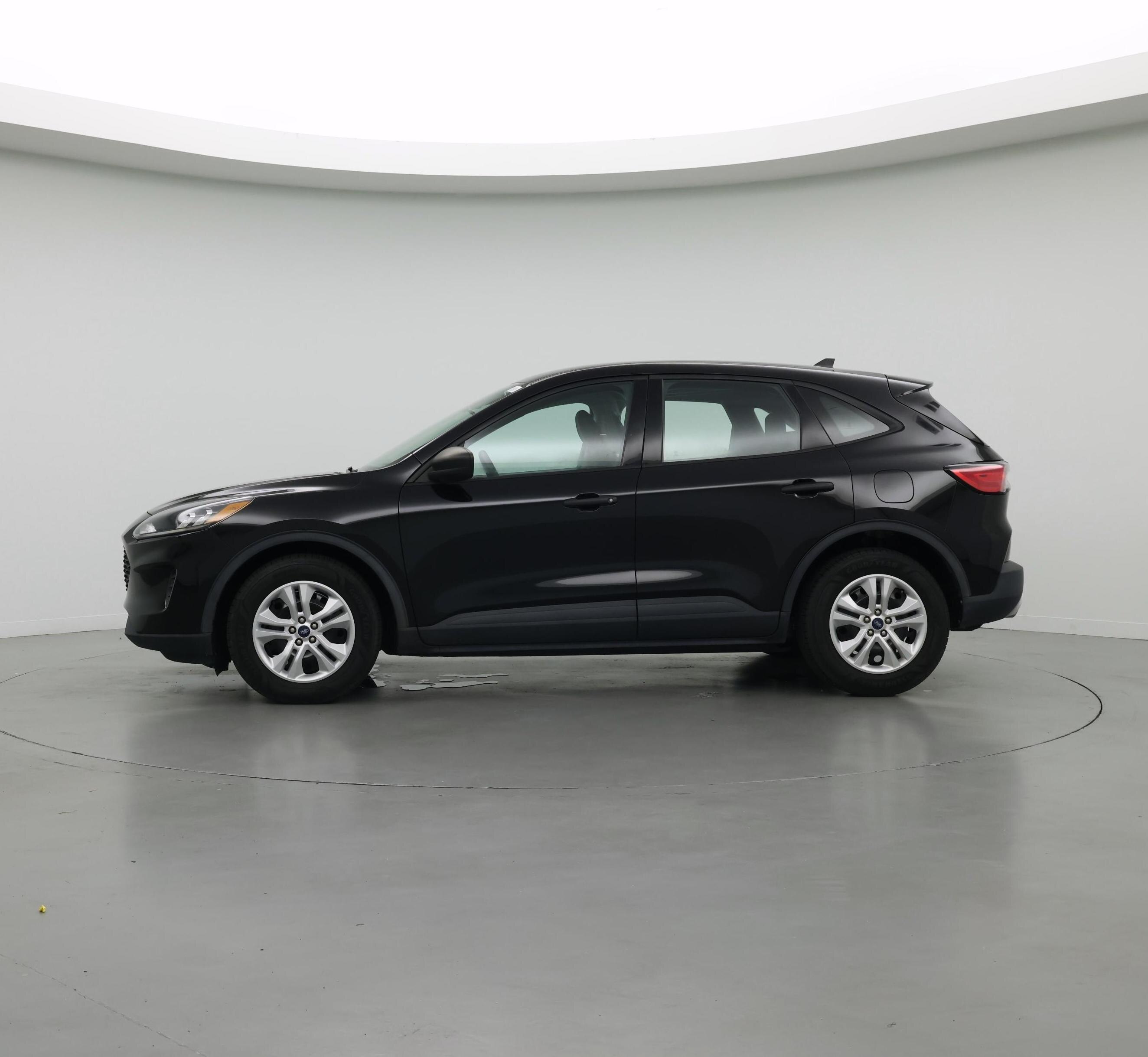 Thumbnail: 2021 Ford Escape - 3