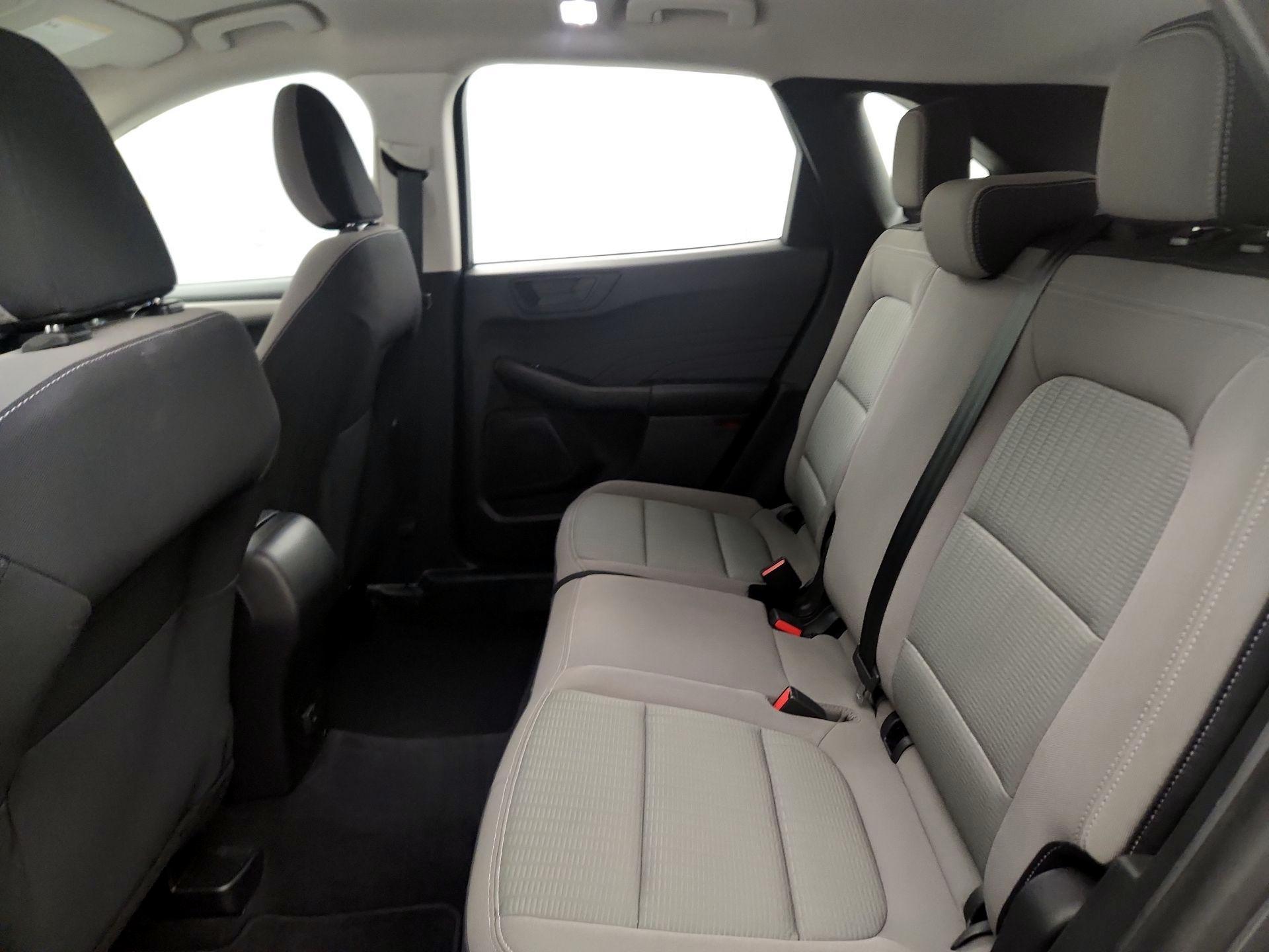 Thumbnail: 2021 Ford Escape - 18