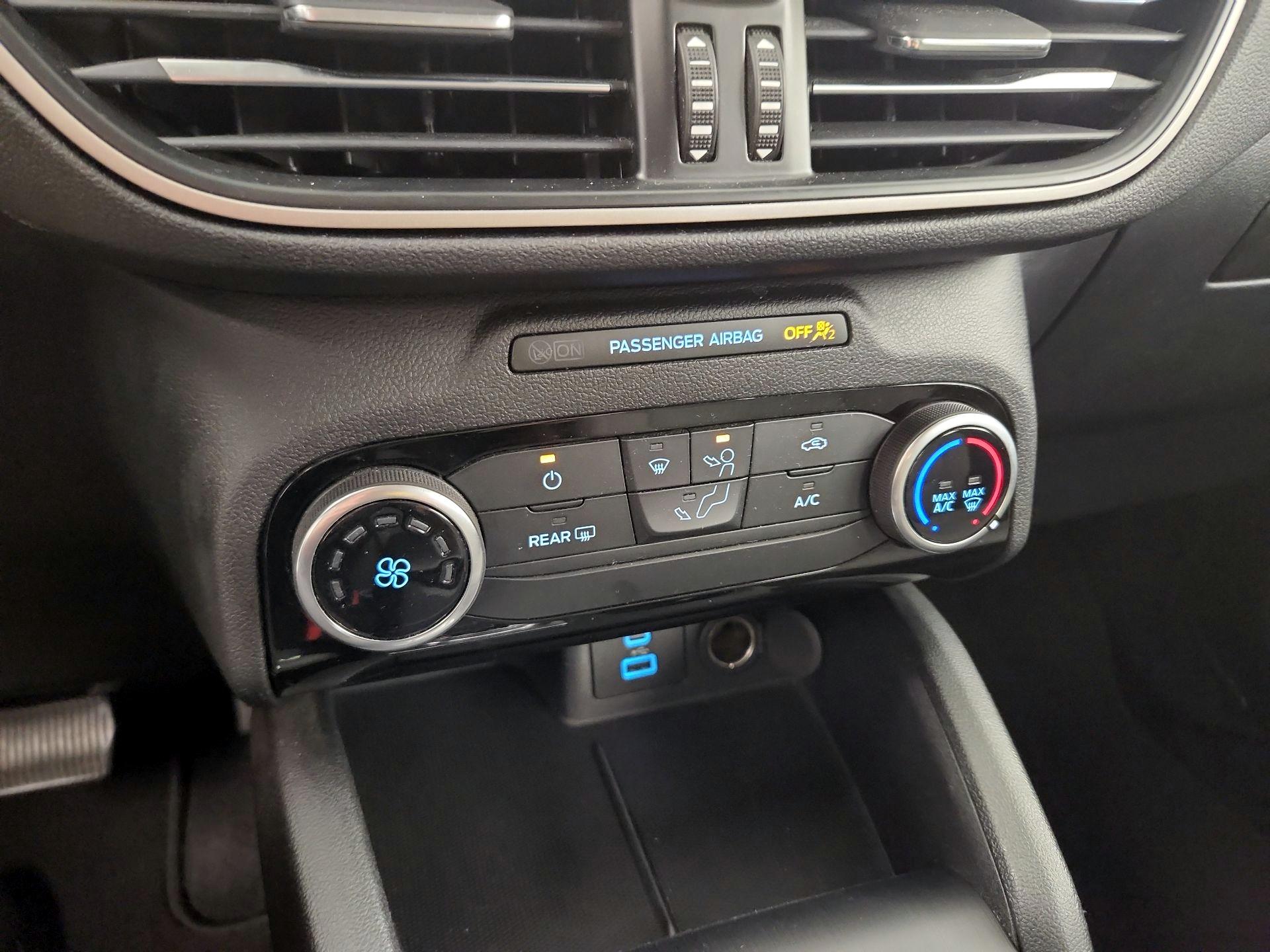Thumbnail: 2021 Ford Escape - 16