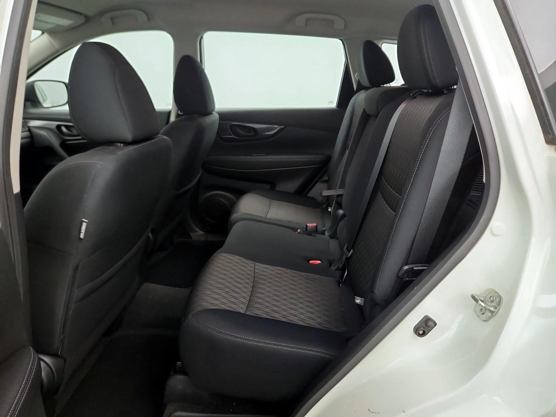 Thumbnail: 2020 Nissan Rogue - 19
