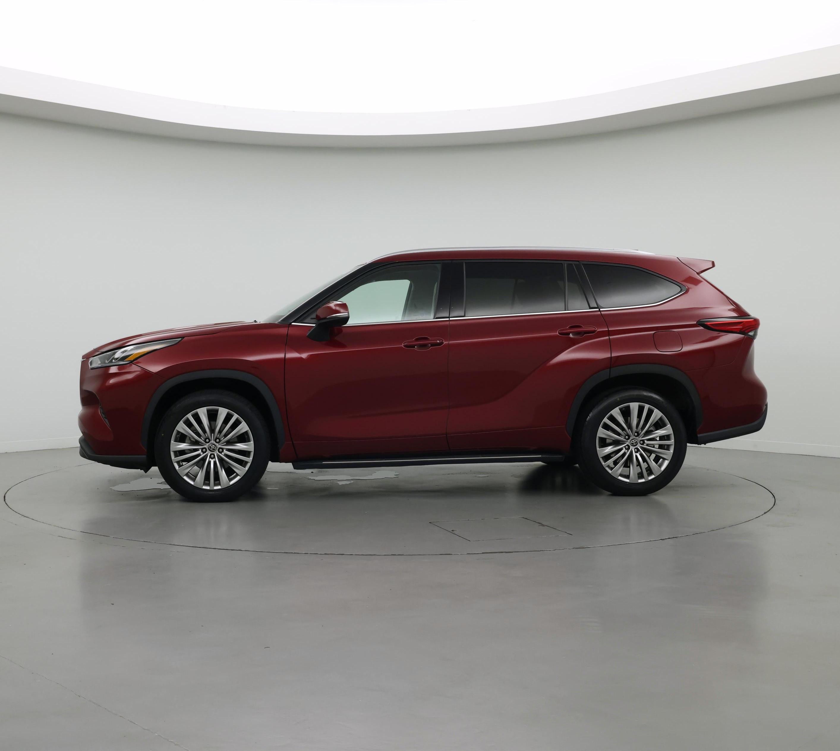 Thumbnail: 2023 Toyota Highlander - 3