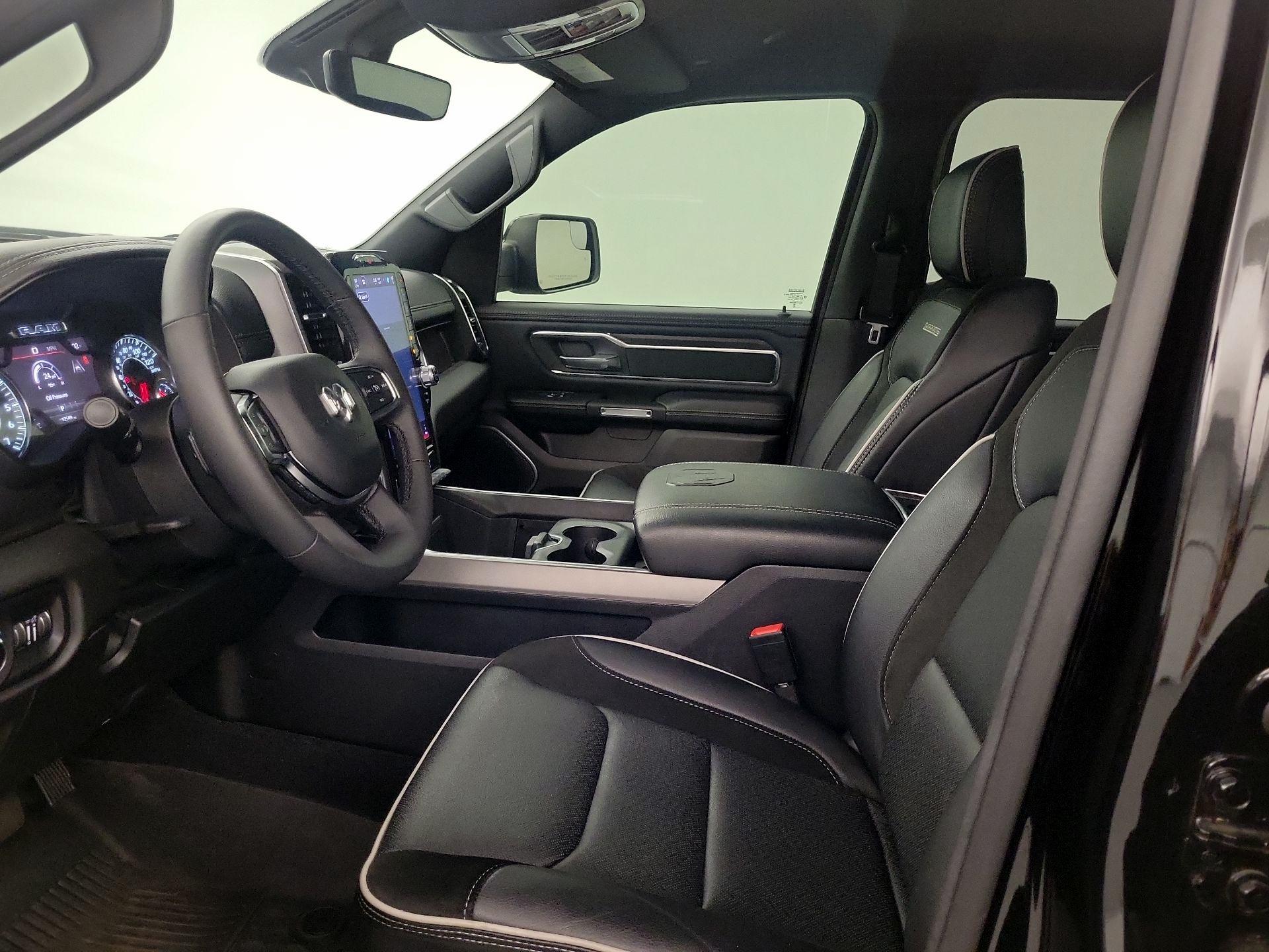 Thumbnail: 2025 RAM 1500 - 11