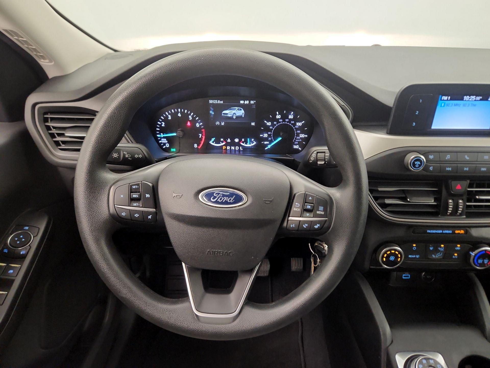 Thumbnail: 2021 Ford Escape - 10