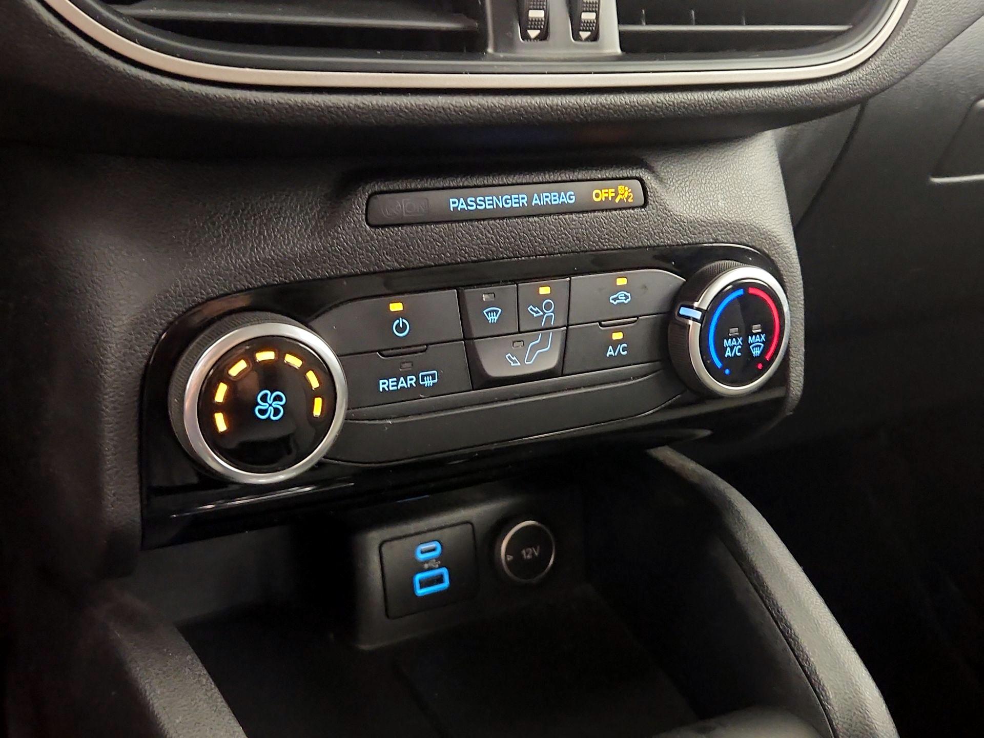 Thumbnail: 2021 Ford Escape - 16
